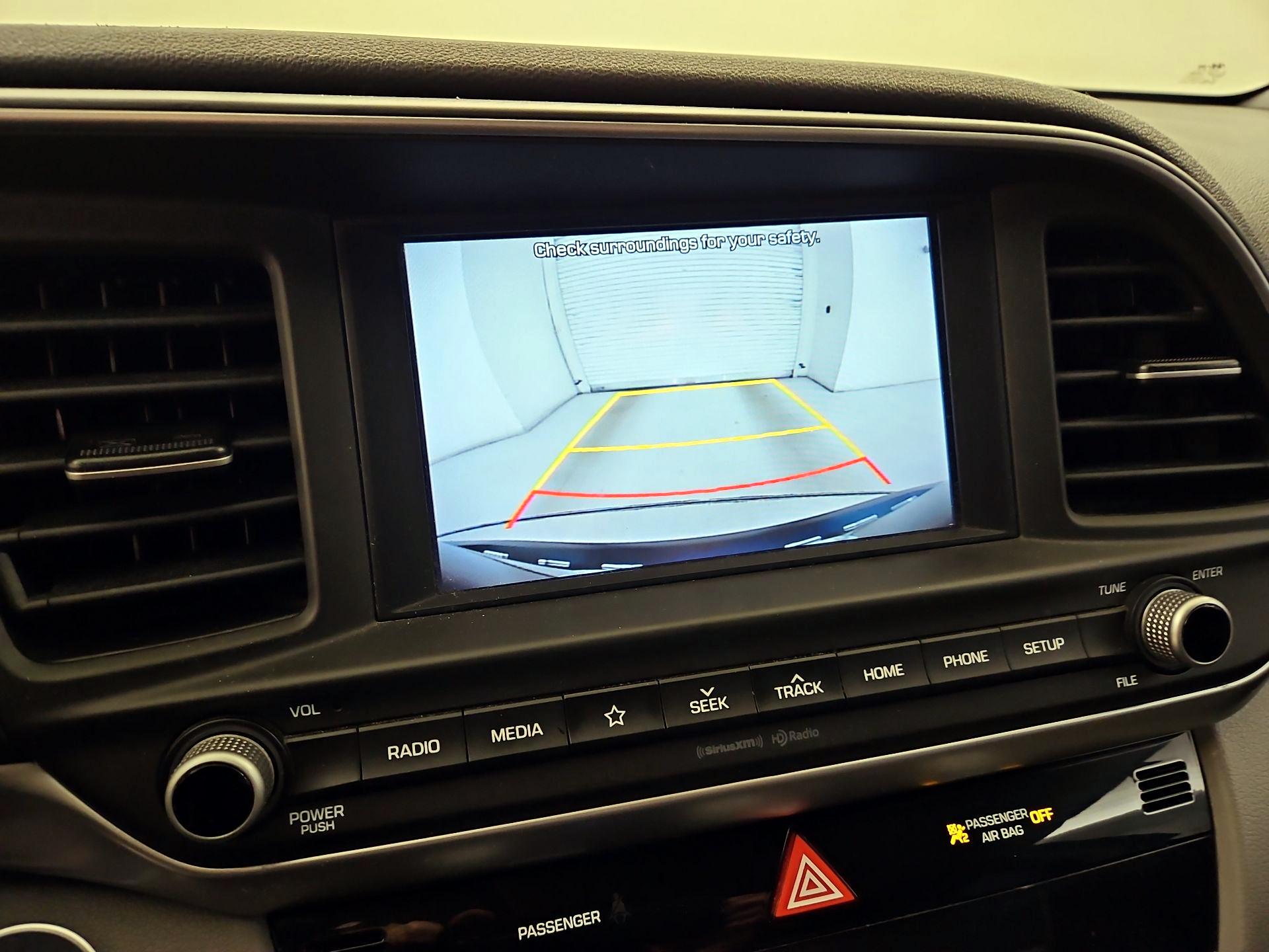 Thumbnail: 2019 Hyundai Elantra - 14