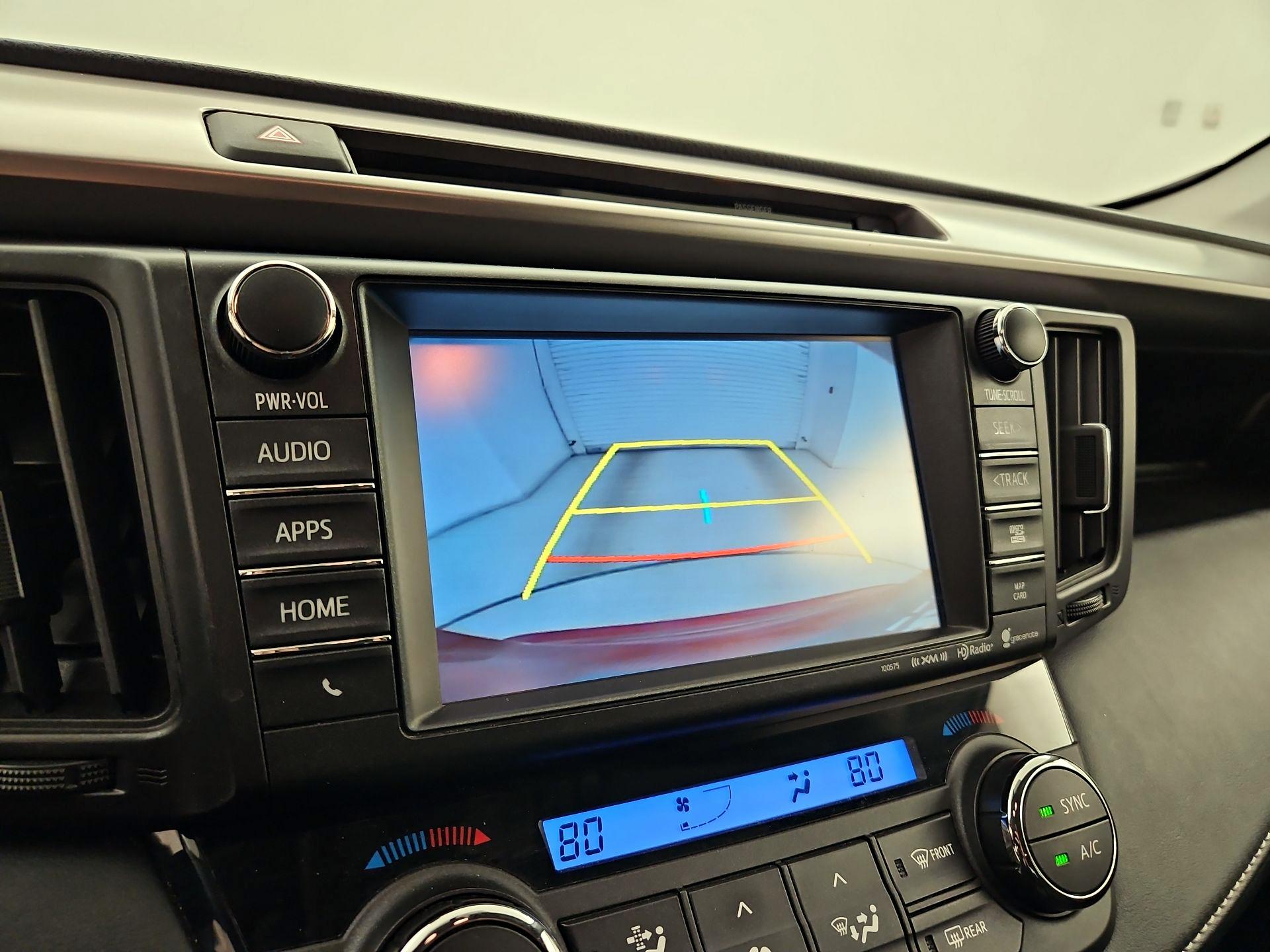 Thumbnail: 2016 Toyota RAV4 - 14