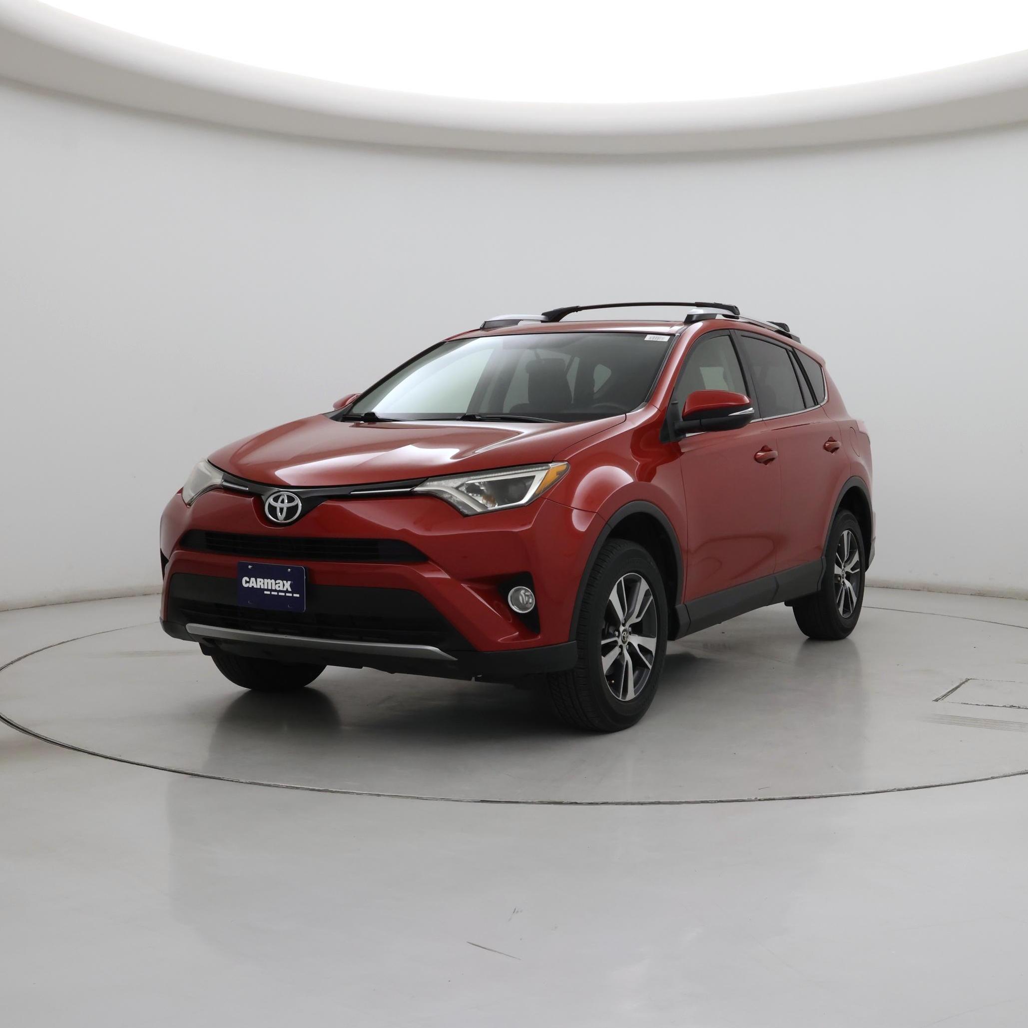 Thumbnail: 2016 Toyota RAV4 - 4