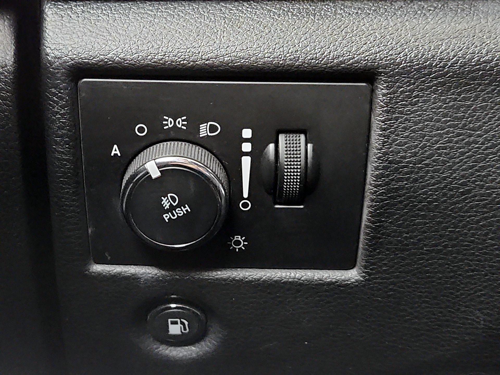 Thumbnail: 2020 Jeep Grand Cherokee - 13