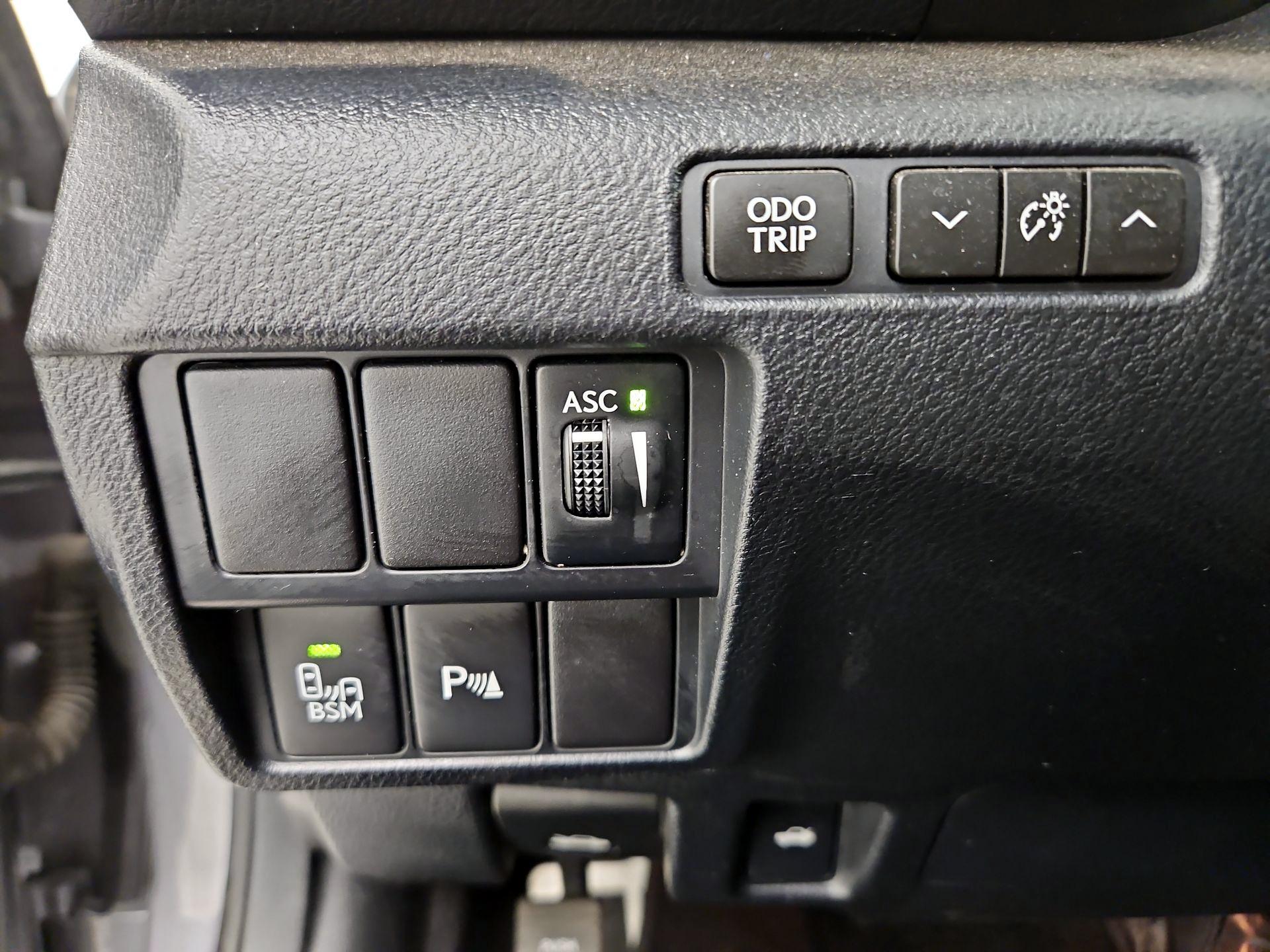 Thumbnail: 2016 Lexus RC - 13