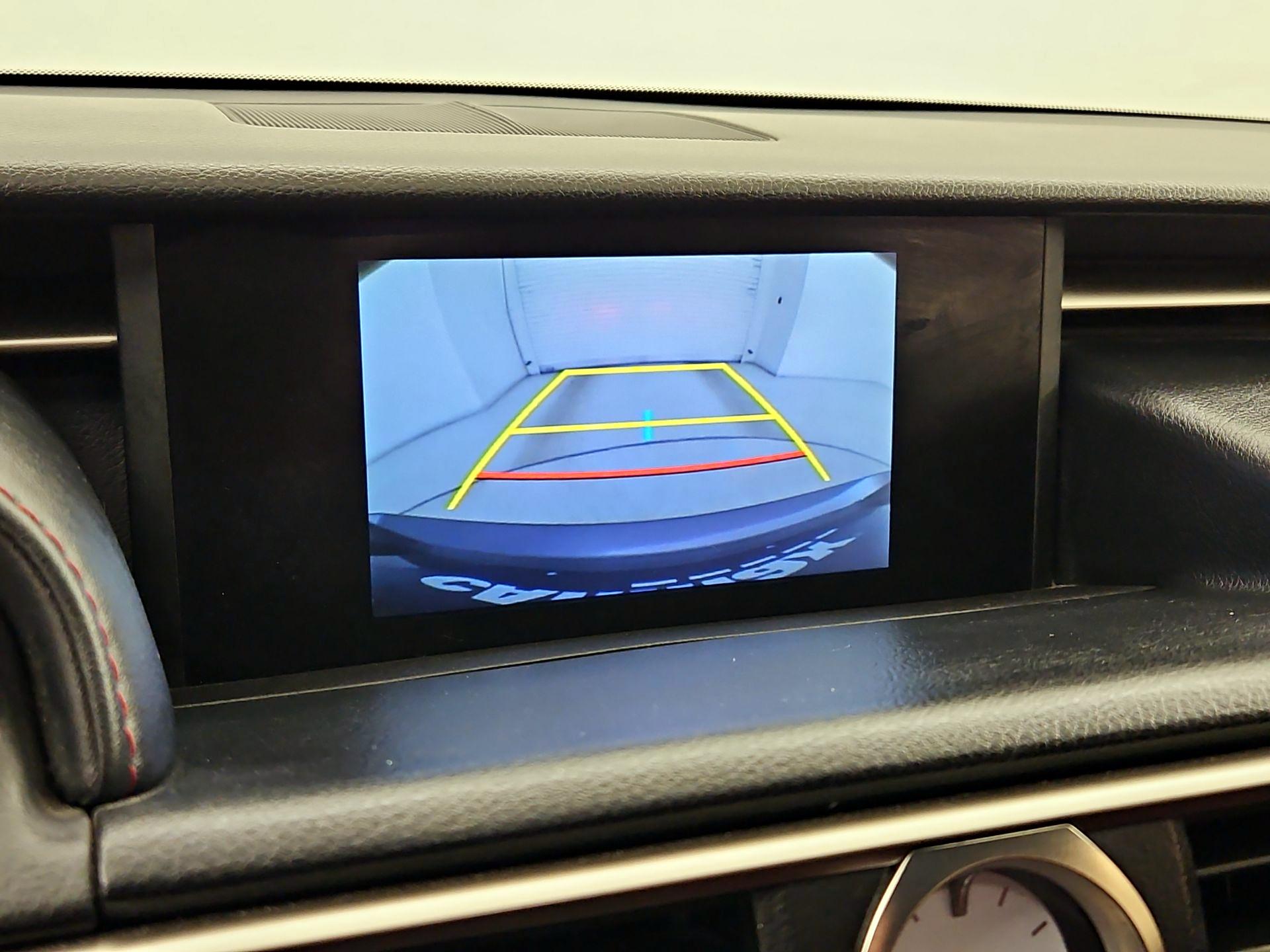 Thumbnail: 2016 Lexus RC - 14