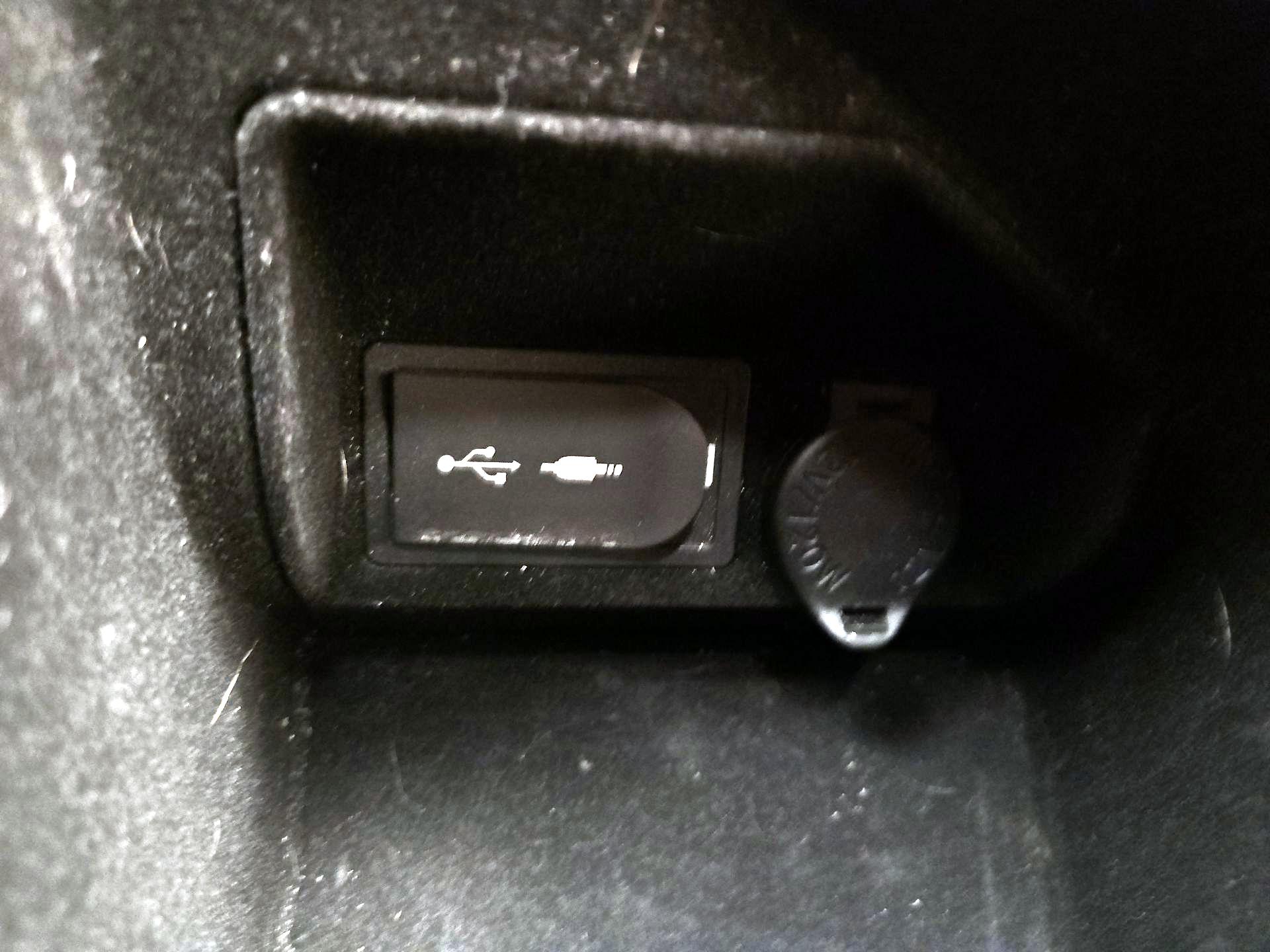 Thumbnail: 2016 Lexus RC - 18