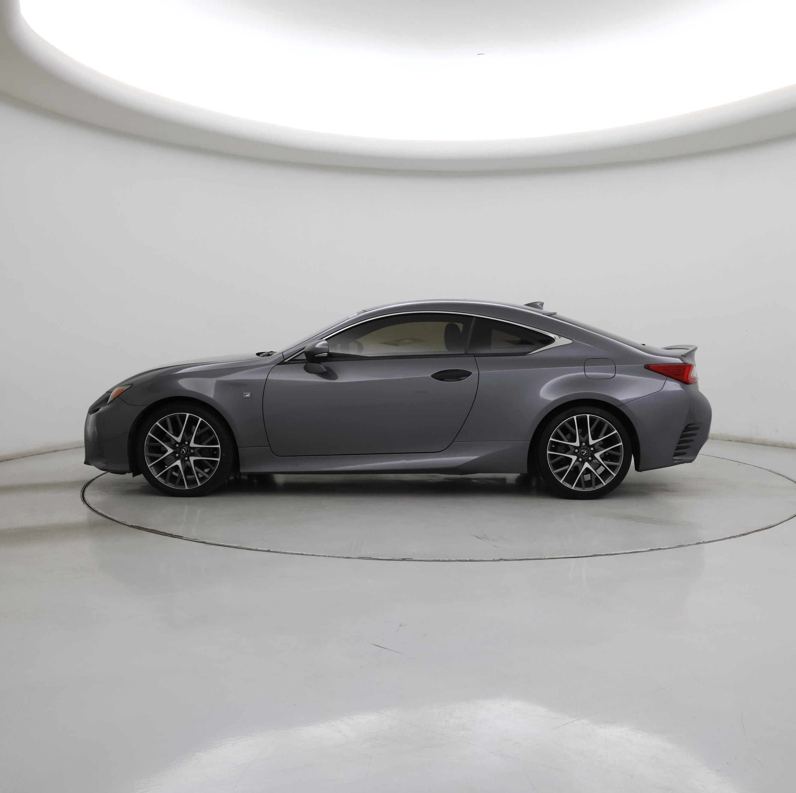 Thumbnail: 2016 Lexus RC - 3