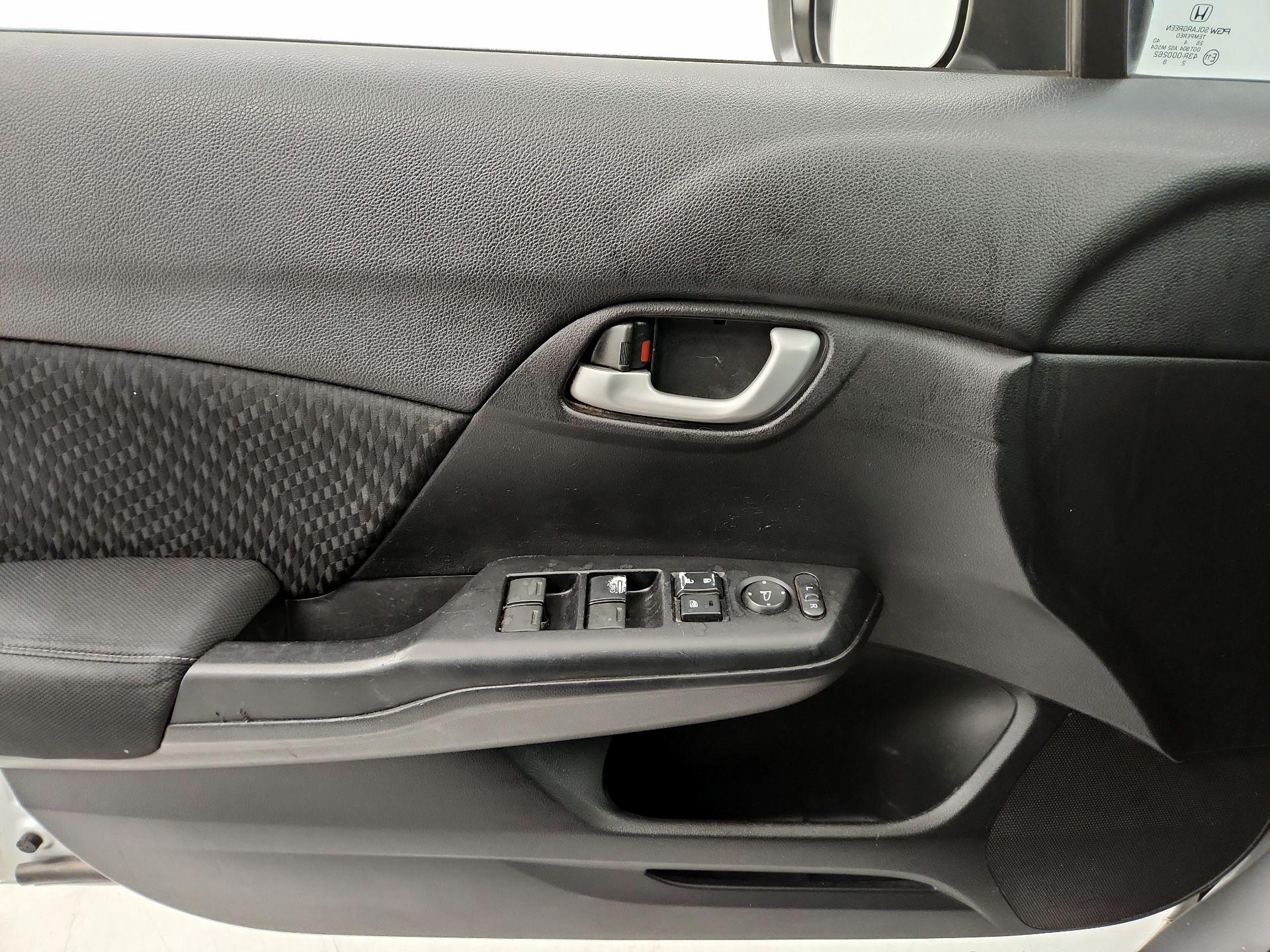 Thumbnail: 2015 Honda Civic - 12