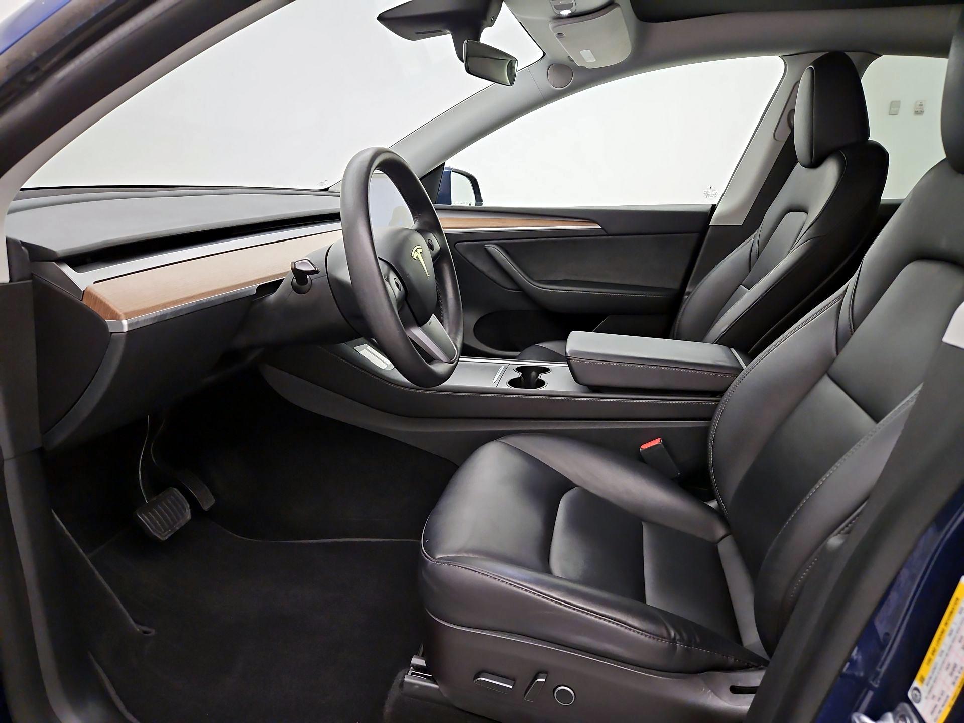 Thumbnail: 2022 Tesla Model Y - 11