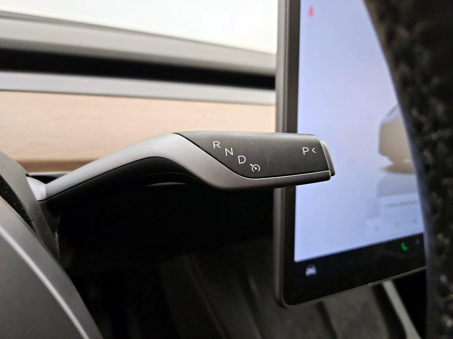 Thumbnail: 2022 Tesla Model Y - 17