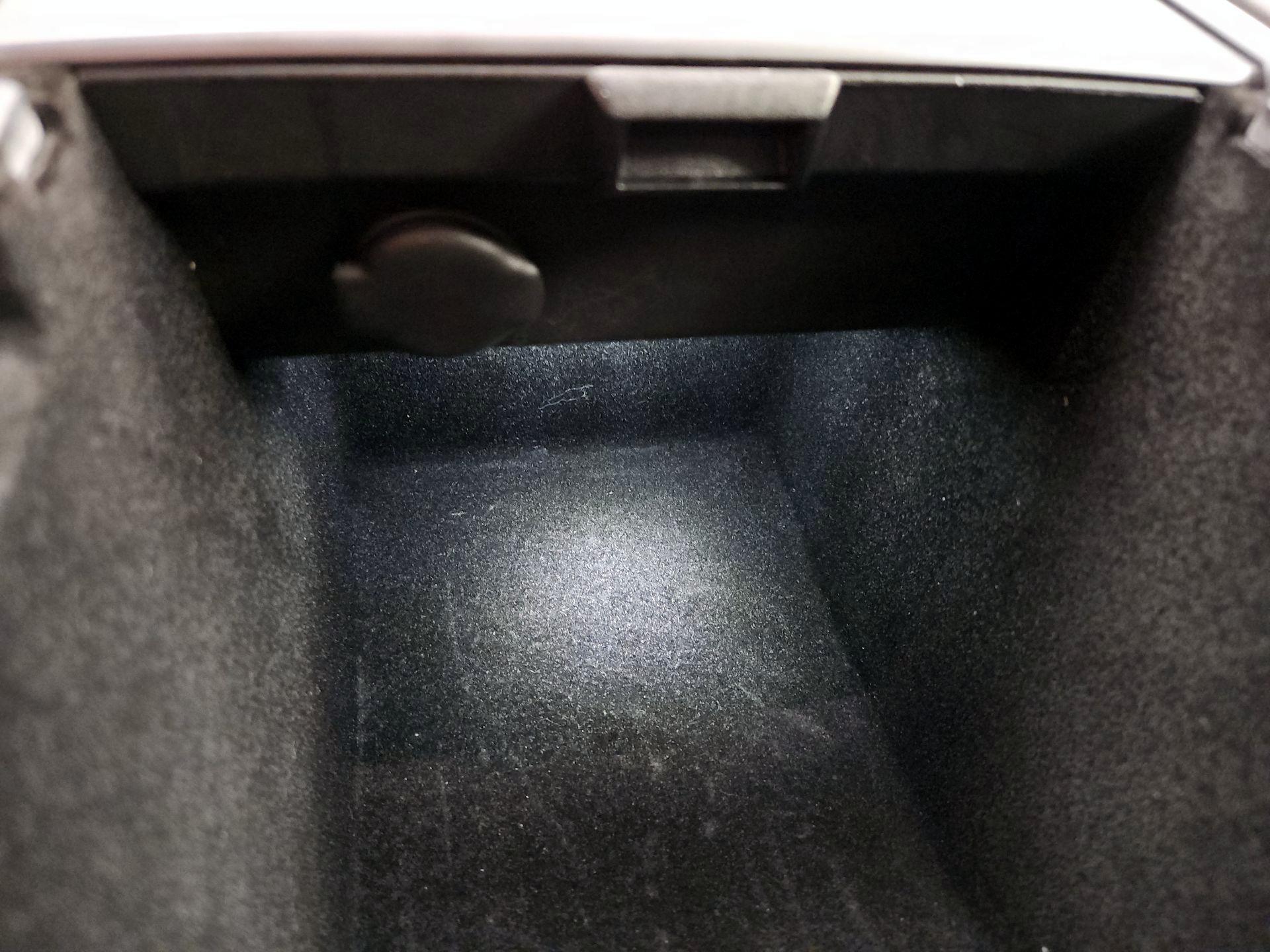 Thumbnail: 2022 Tesla Model Y - 18