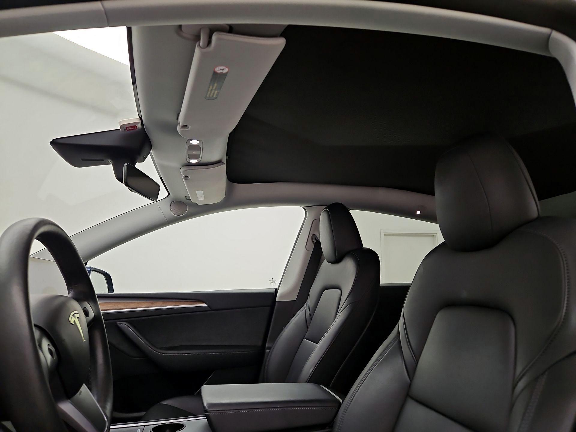 Thumbnail: 2022 Tesla Model Y - 19