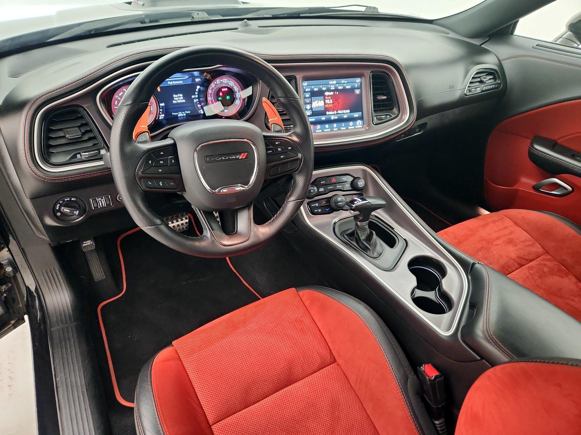 Thumbnail: 2022 Dodge Challenger - 9