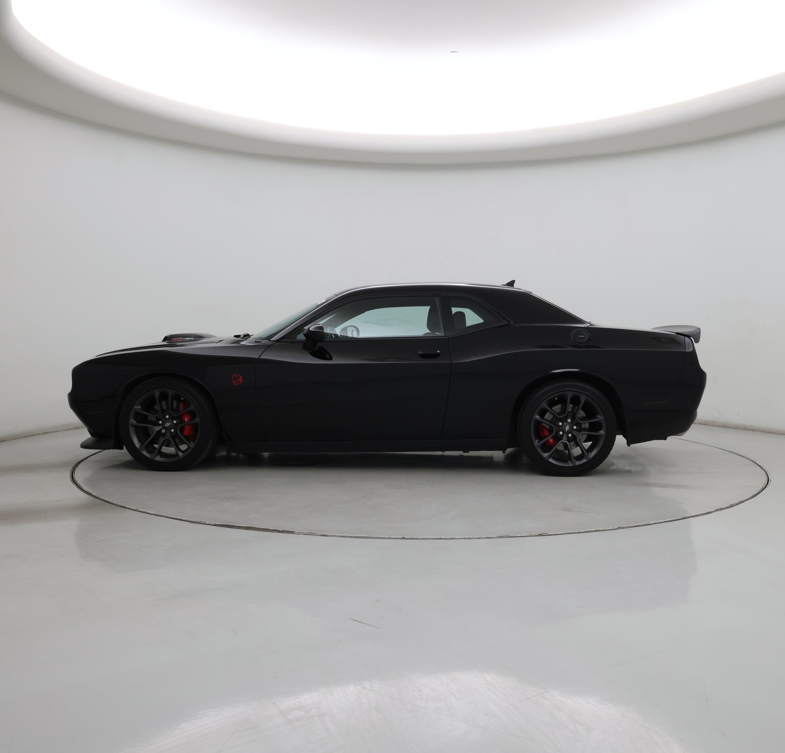 Thumbnail: 2022 Dodge Challenger - 3