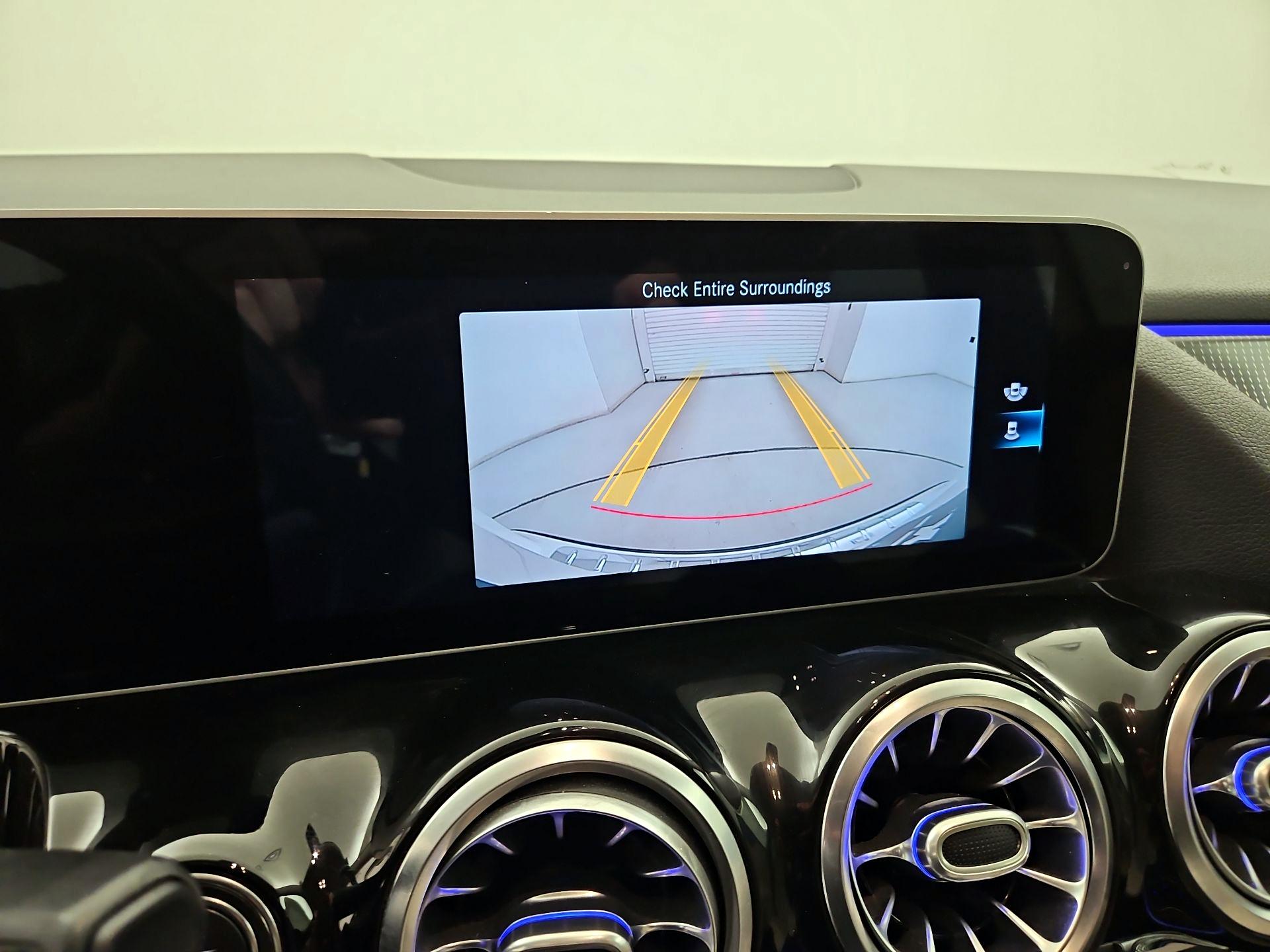 Thumbnail: 2021 Mercedes-Benz GLA - 14