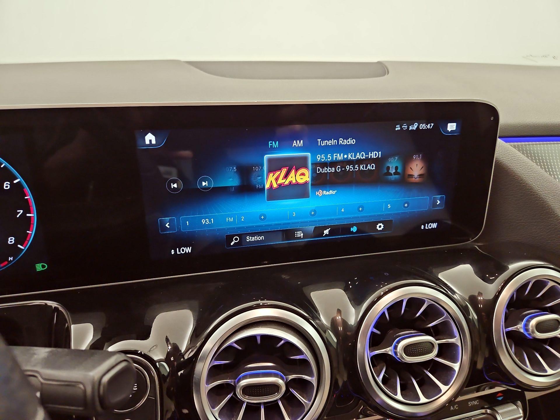 Thumbnail: 2021 Mercedes-Benz GLA - 15