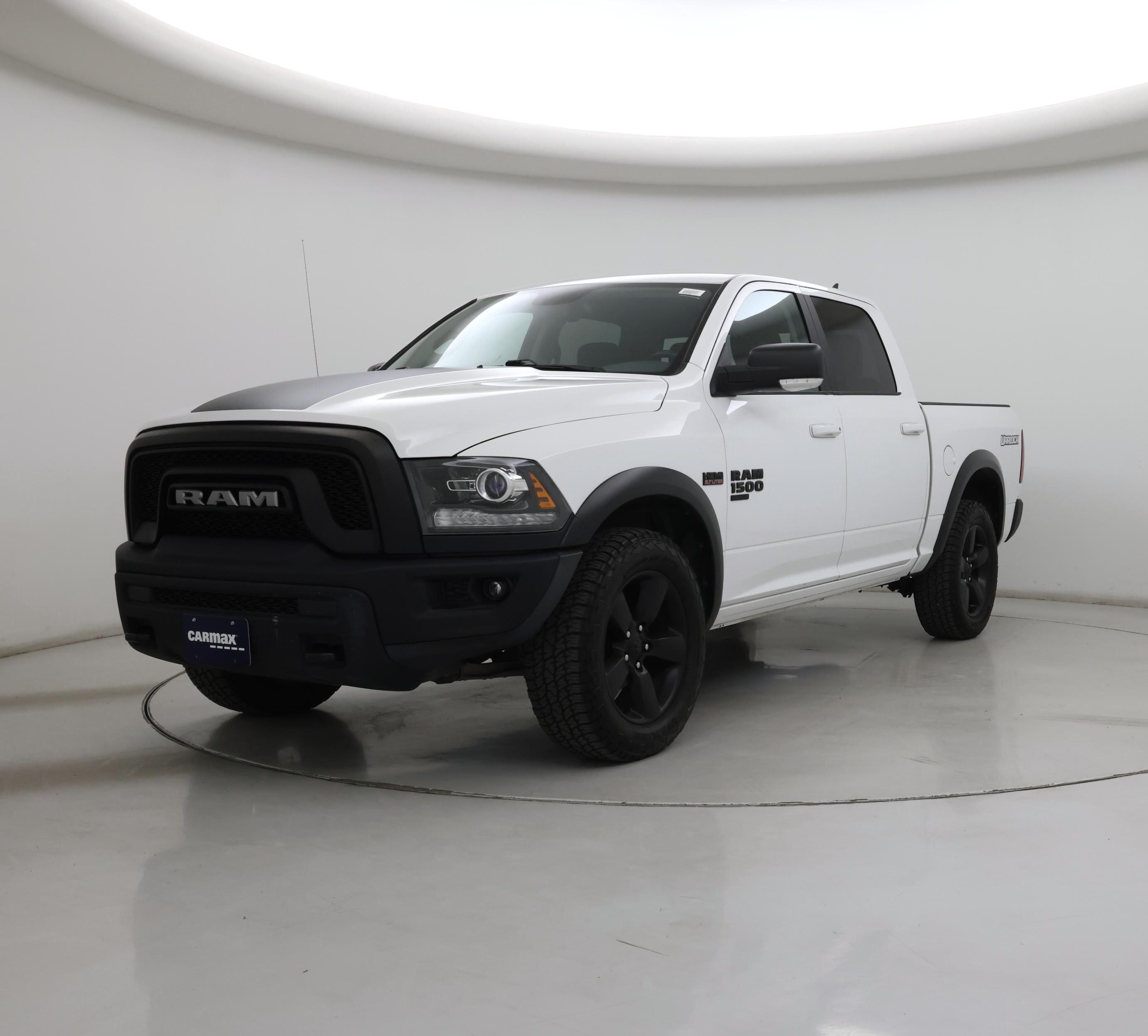 Thumbnail: 2019 RAM 1500 Classic - 4