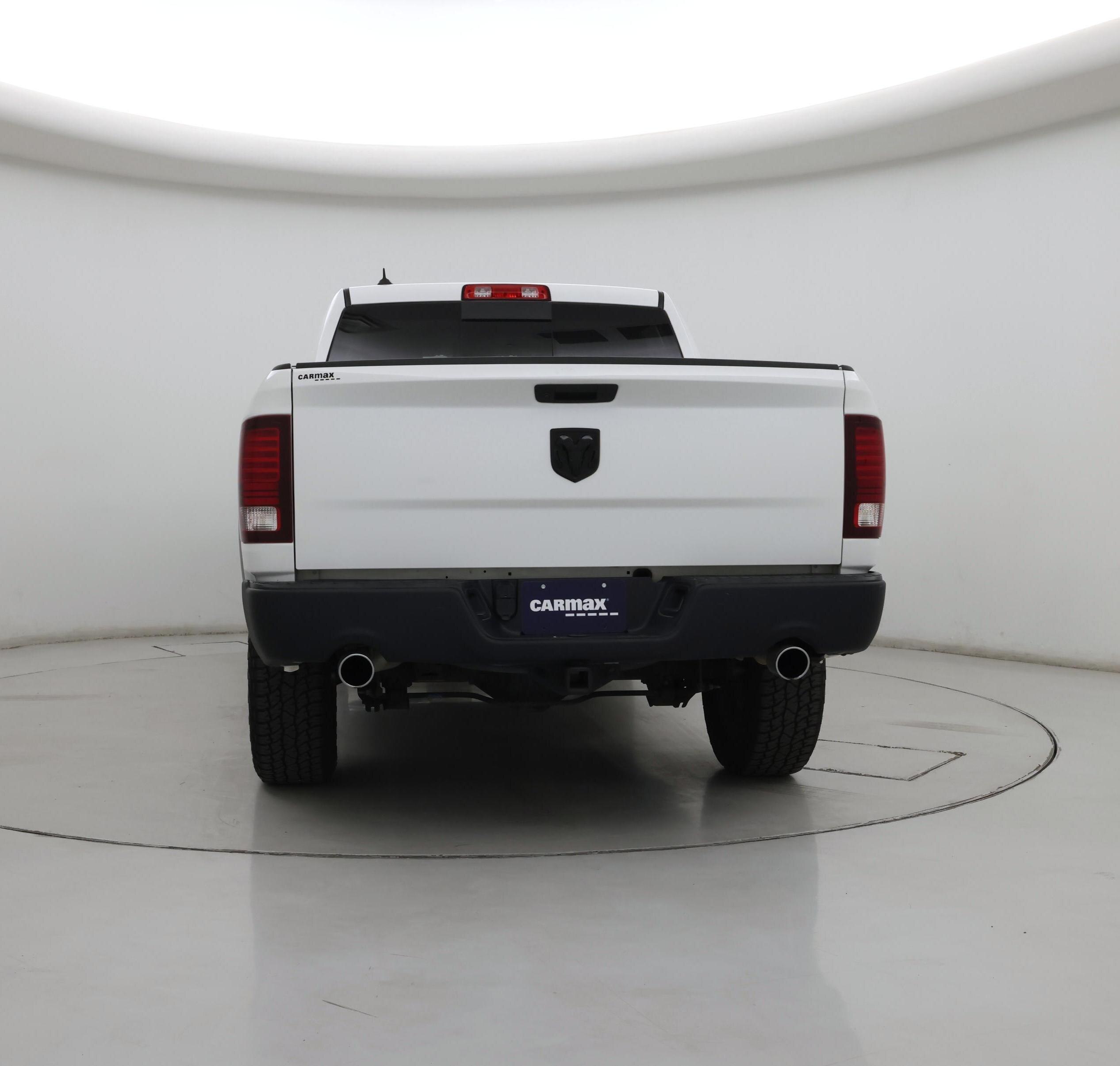 Thumbnail: 2019 RAM 1500 Classic - 6