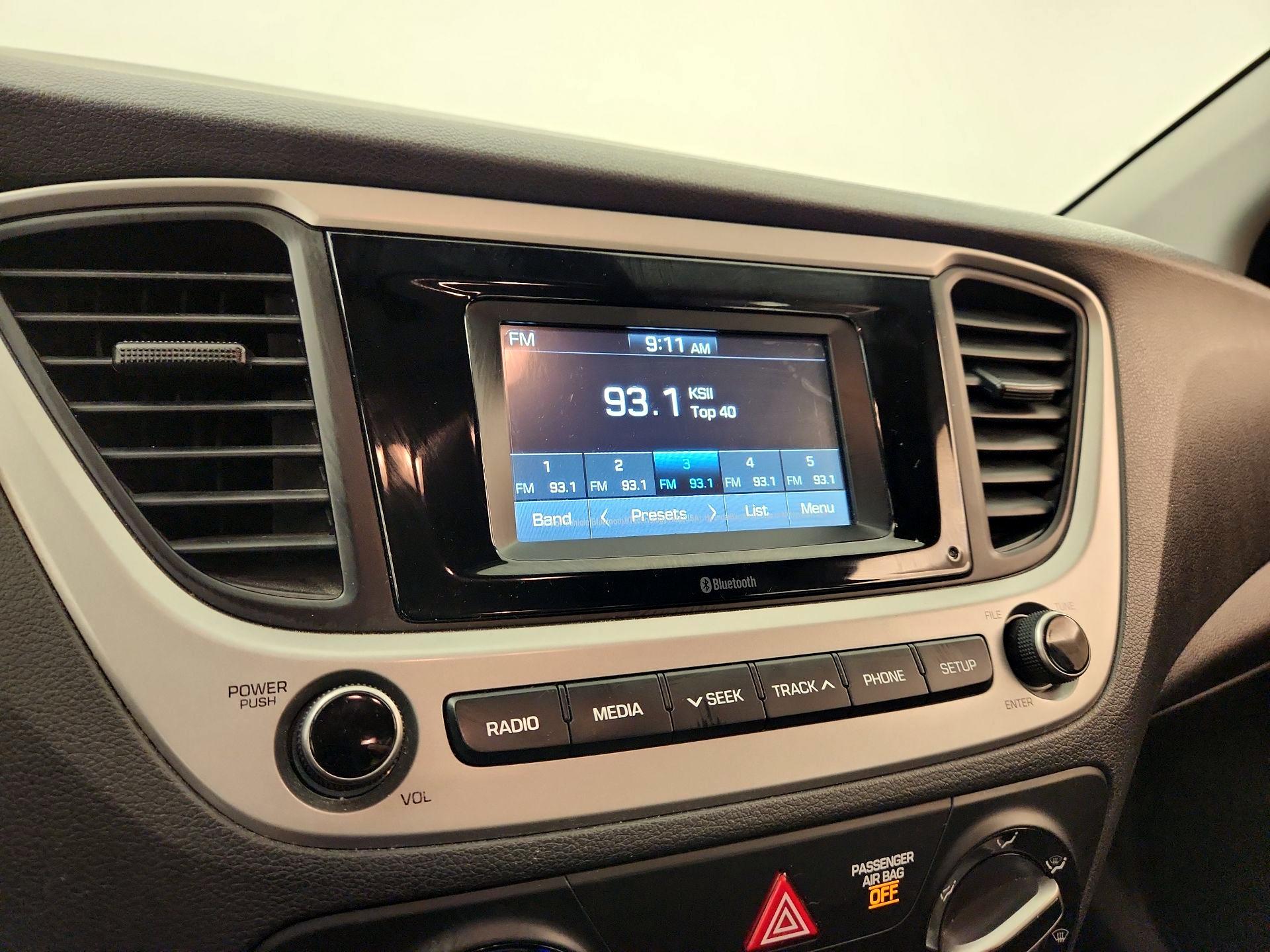 Thumbnail: 2020 Hyundai Accent - 15