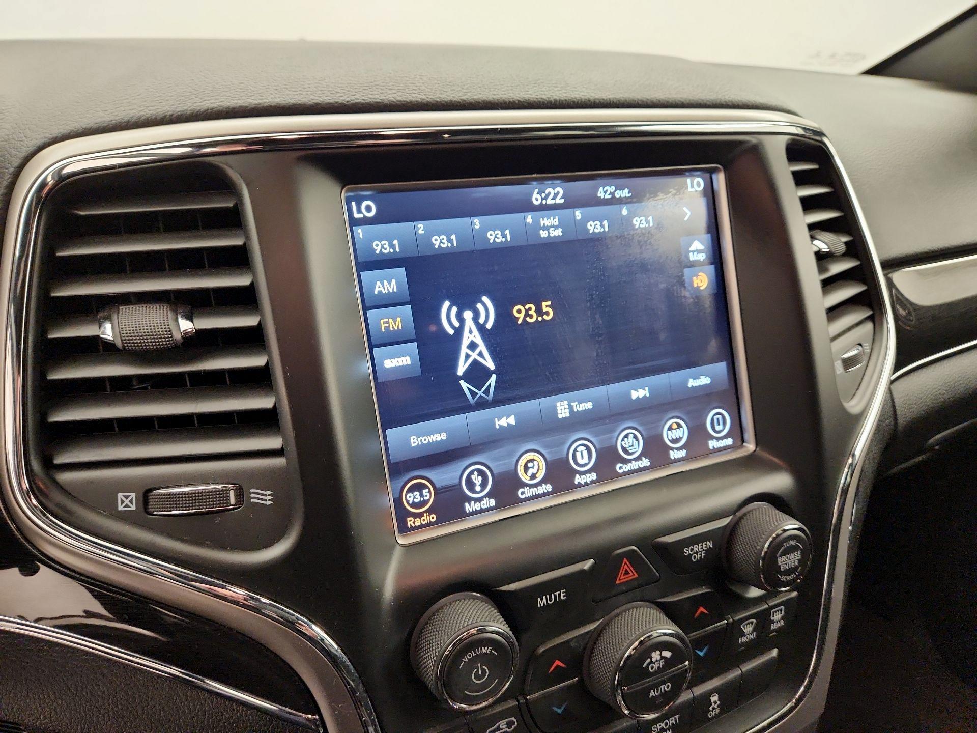 Thumbnail: 2018 Jeep Grand Cherokee - 16