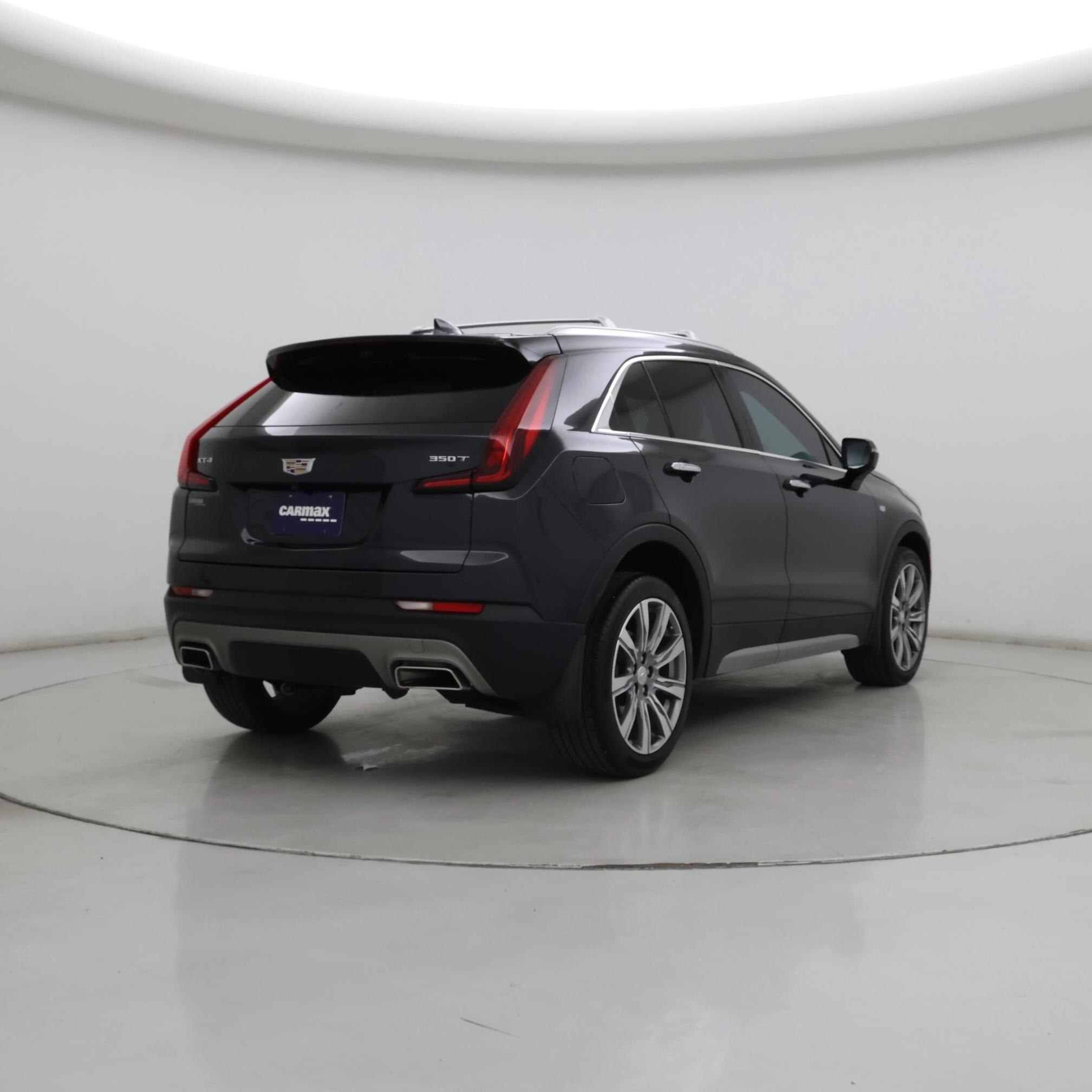 Thumbnail: 2022 Cadillac XT4 - 8