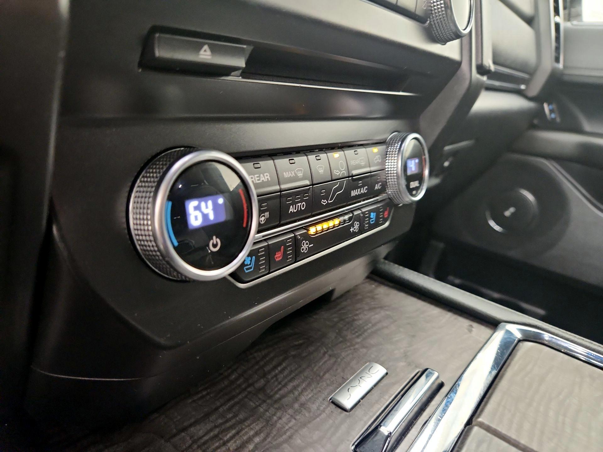 Thumbnail: 2018 Ford Expedition - 17