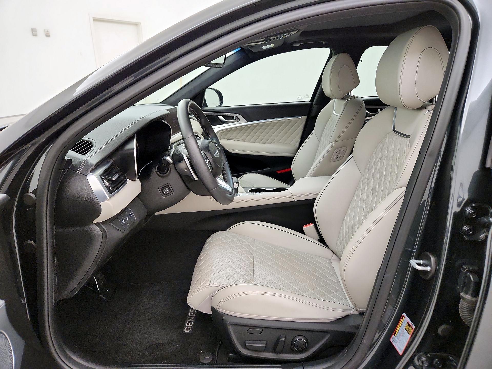 Thumbnail: 2023 Genesis G70 - 11