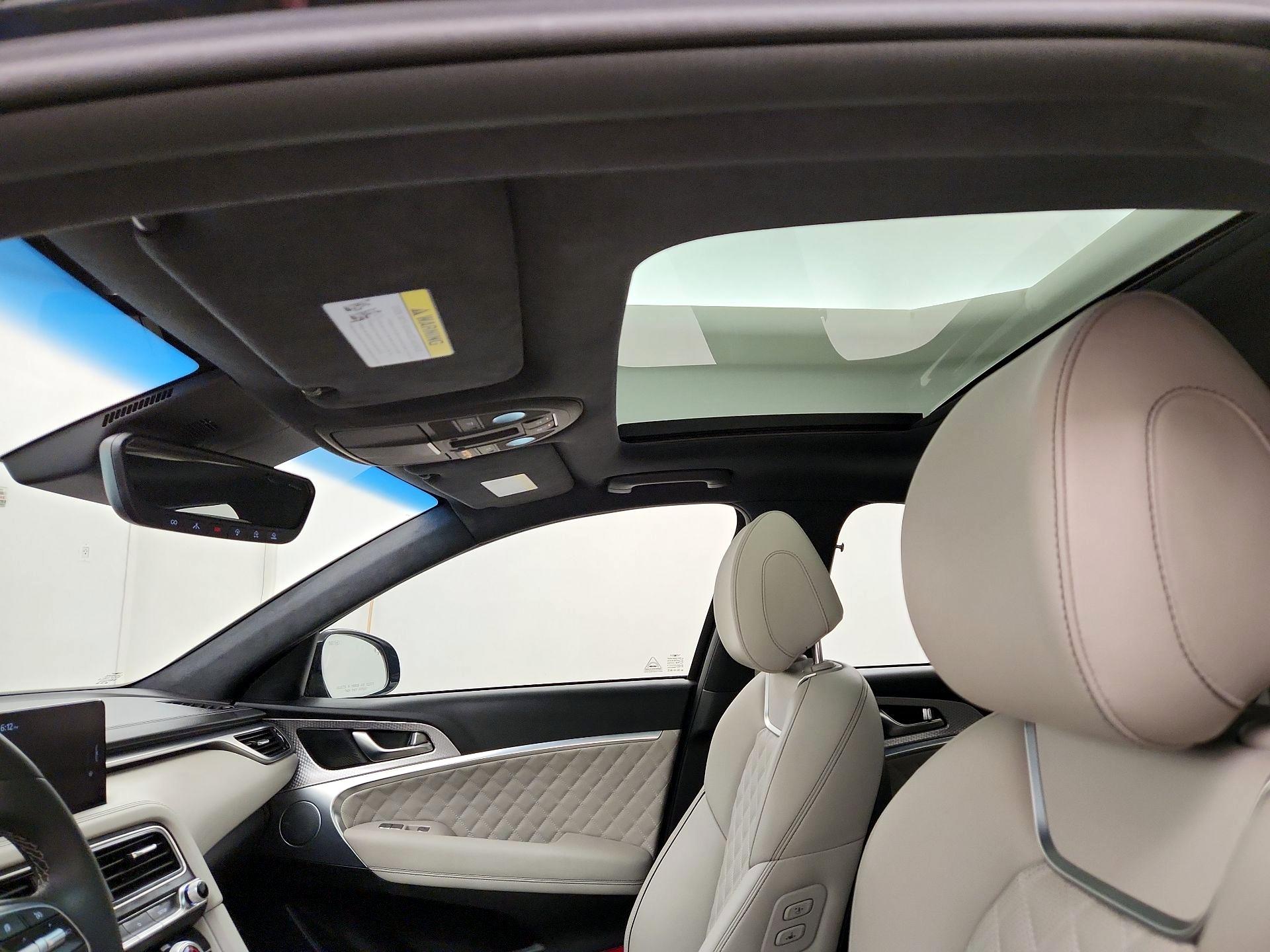 Thumbnail: 2023 Genesis G70 - 20