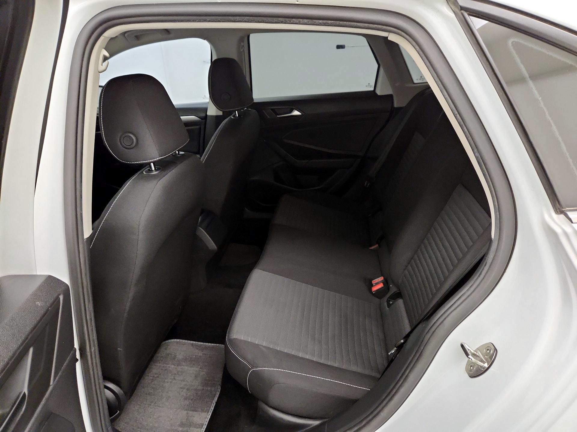 Thumbnail: 2024 Volkswagen Jetta - 19