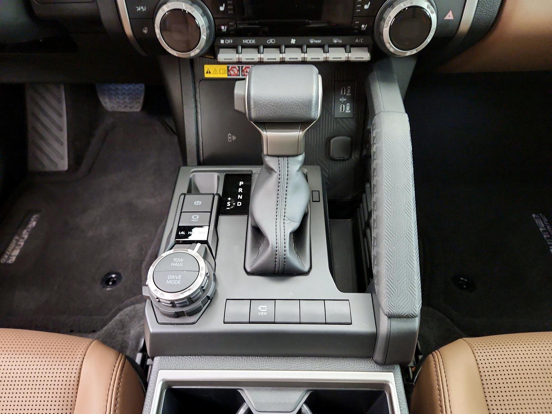 Thumbnail: 2025 Toyota 4Runner - 18