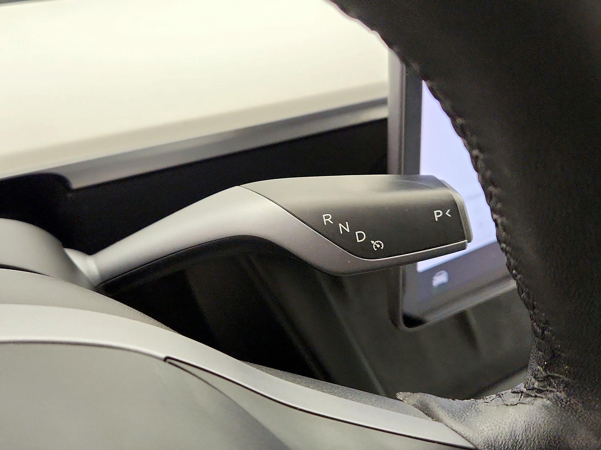 Thumbnail: 2021 Tesla Model Y - 17