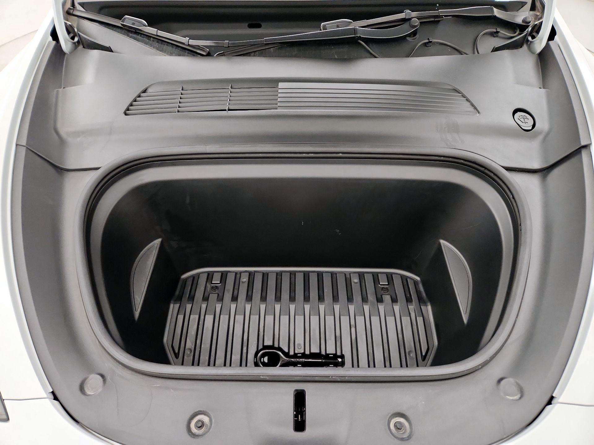 Thumbnail: 2021 Tesla Model Y - 20