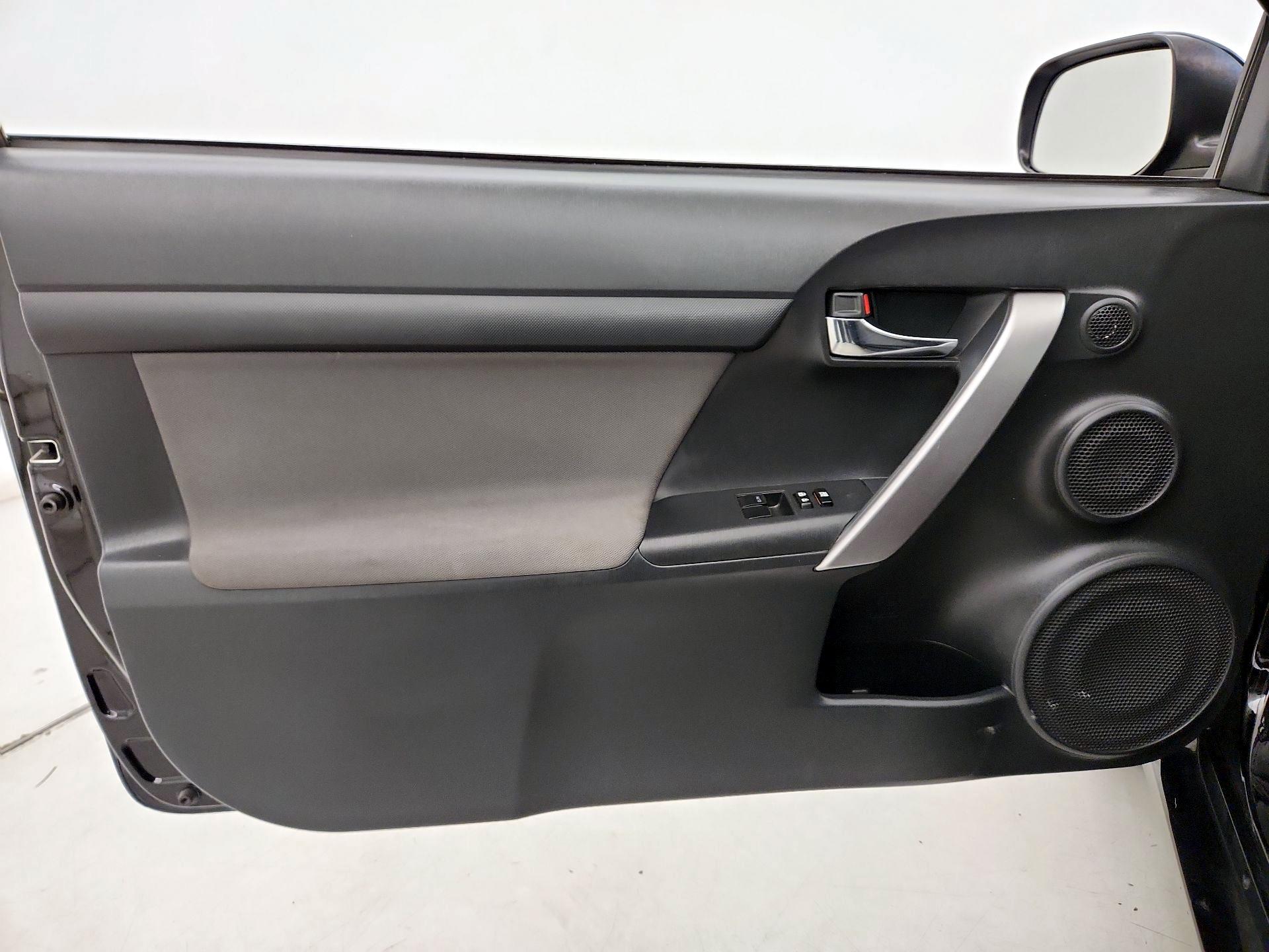 Thumbnail: 2016 Scion tC - 12