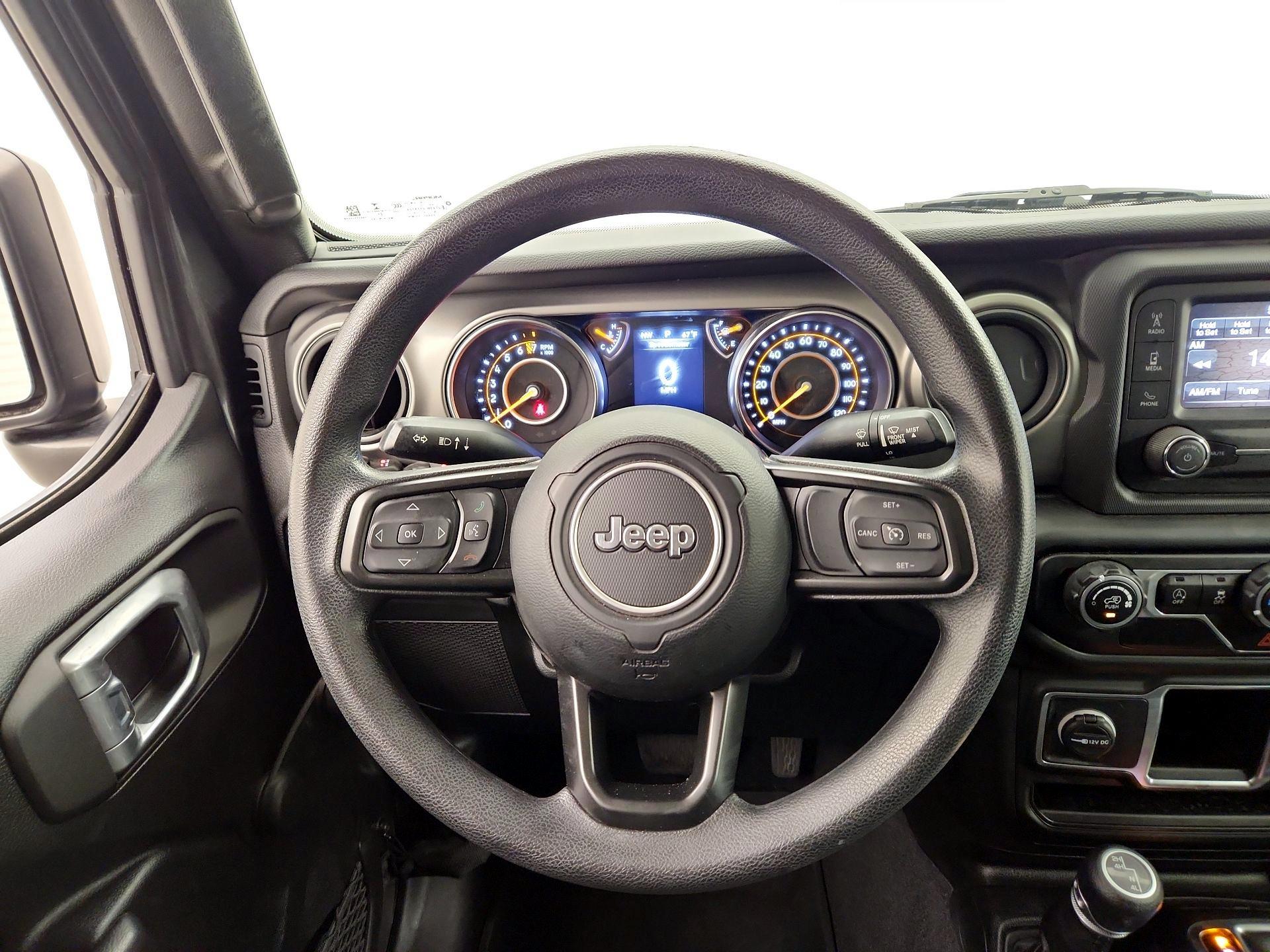 Thumbnail: 2021 Jeep Gladiator - 10