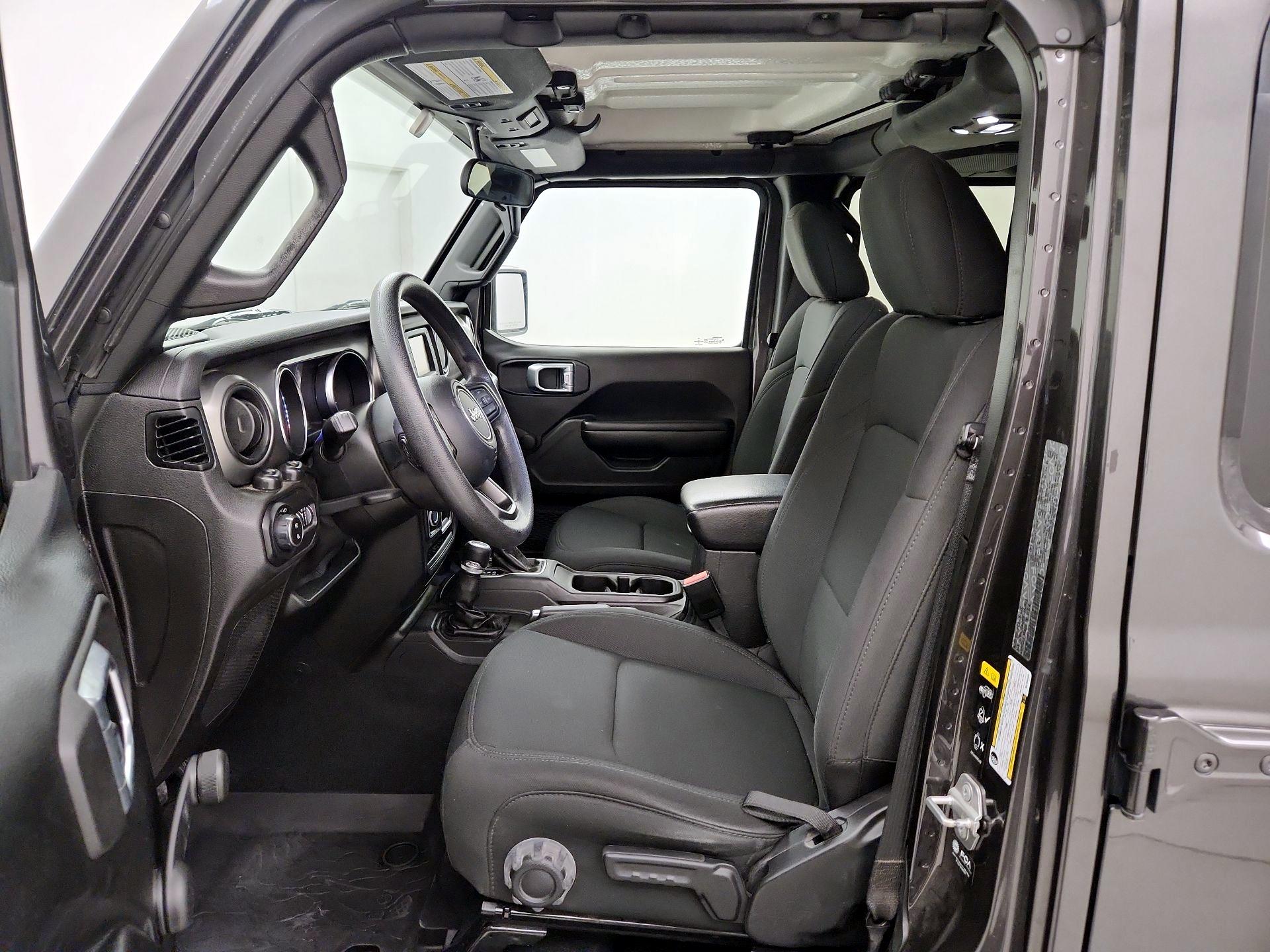 Thumbnail: 2021 Jeep Gladiator - 11