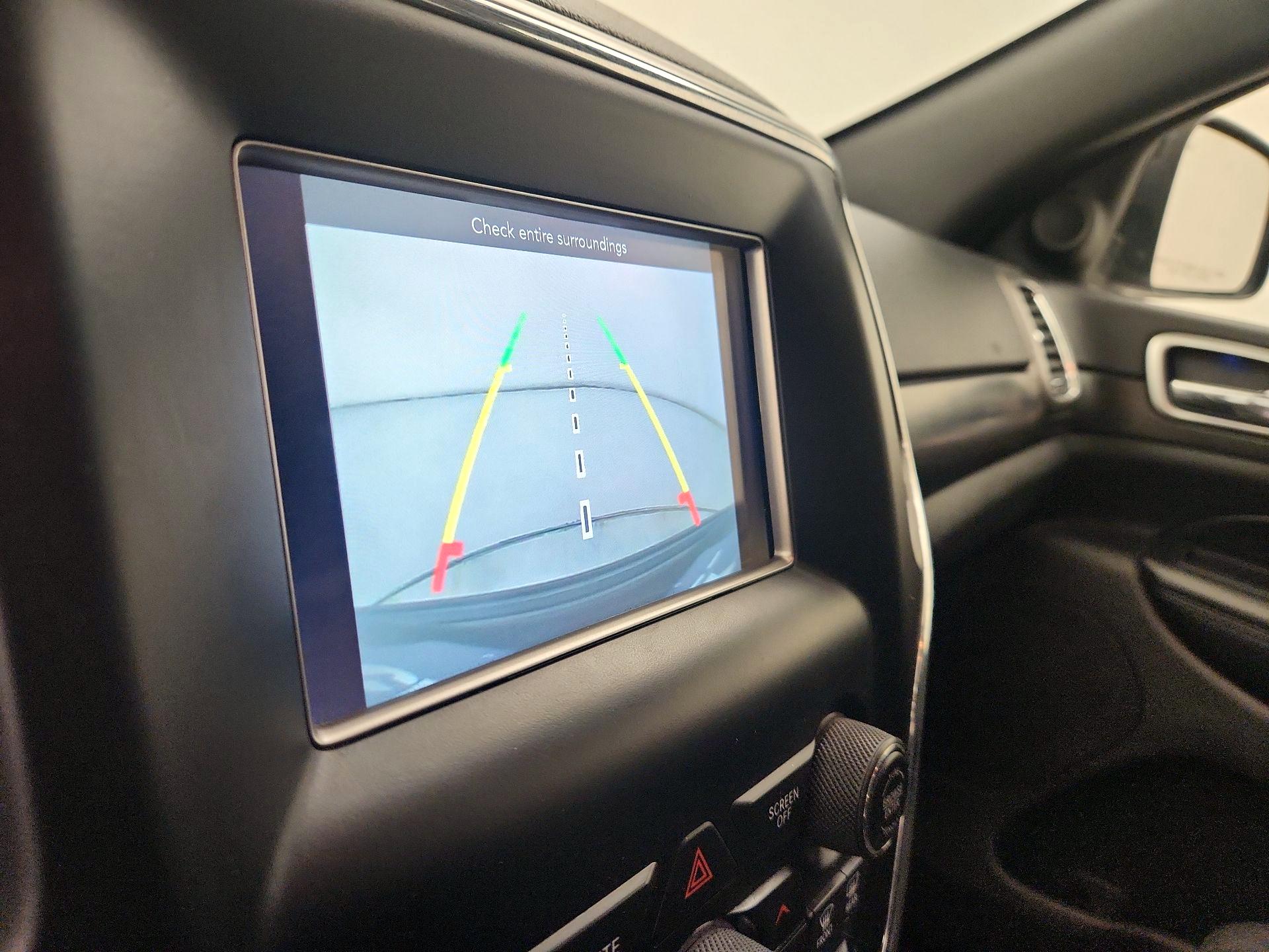 Thumbnail: 2018 Jeep Grand Cherokee - 14