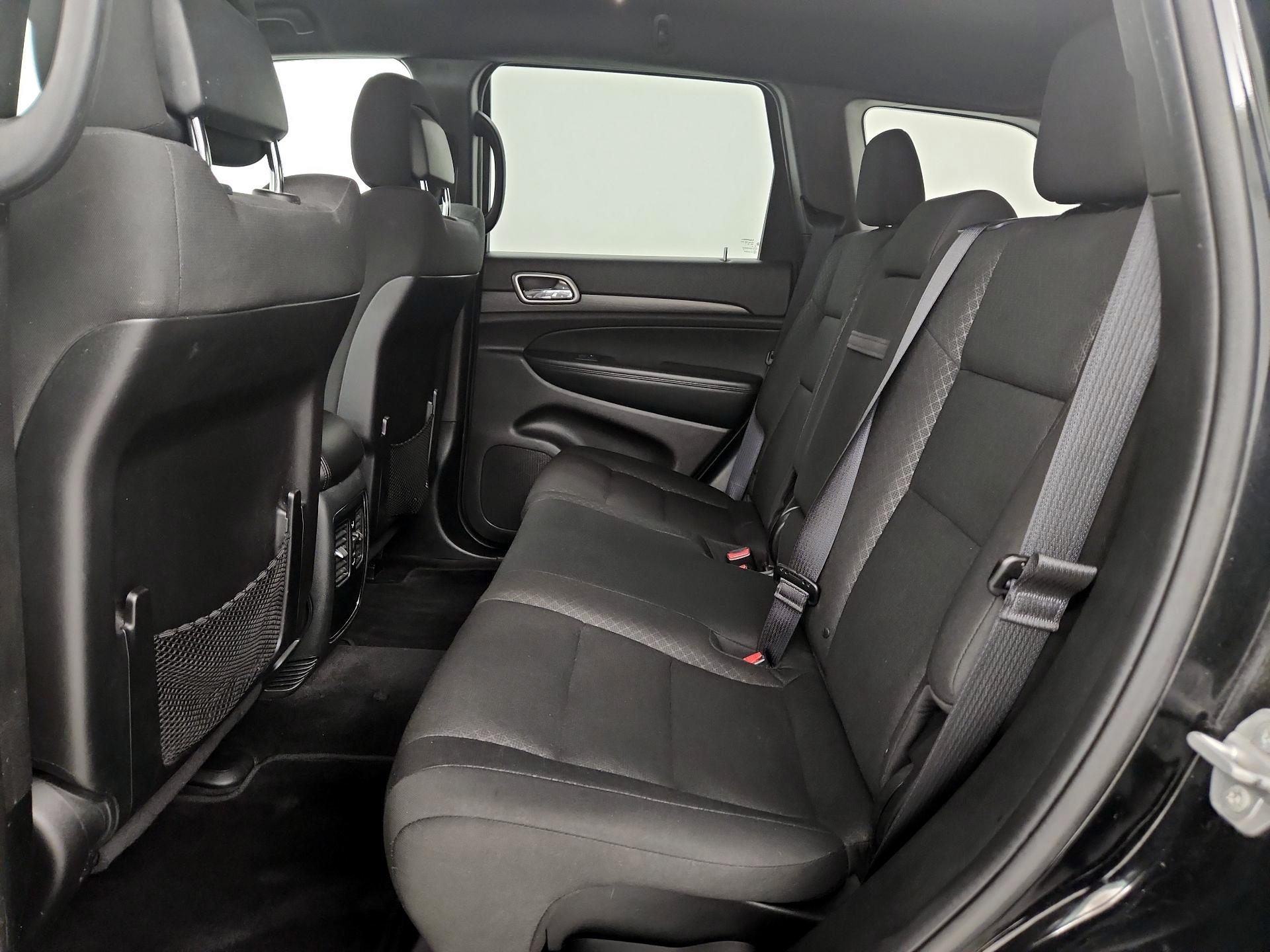 Thumbnail: 2018 Jeep Grand Cherokee - 19