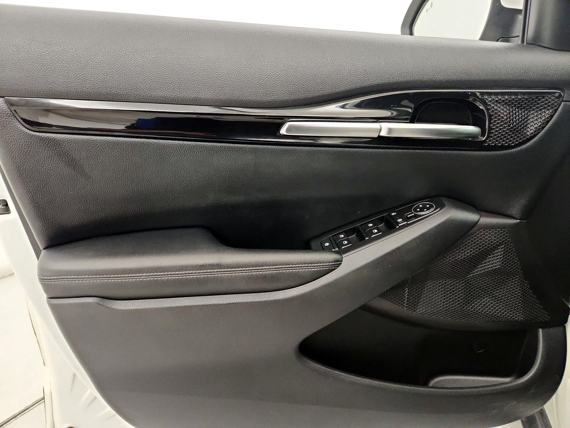 Thumbnail: 2021 Kia Seltos - 12