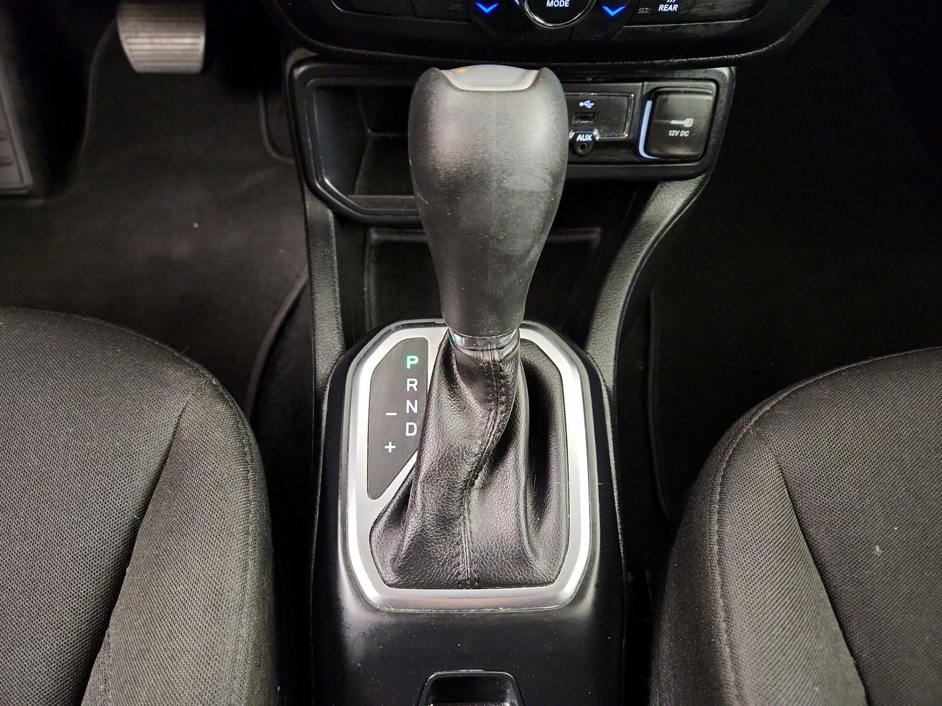 Thumbnail: 2018 Jeep Renegade - 17