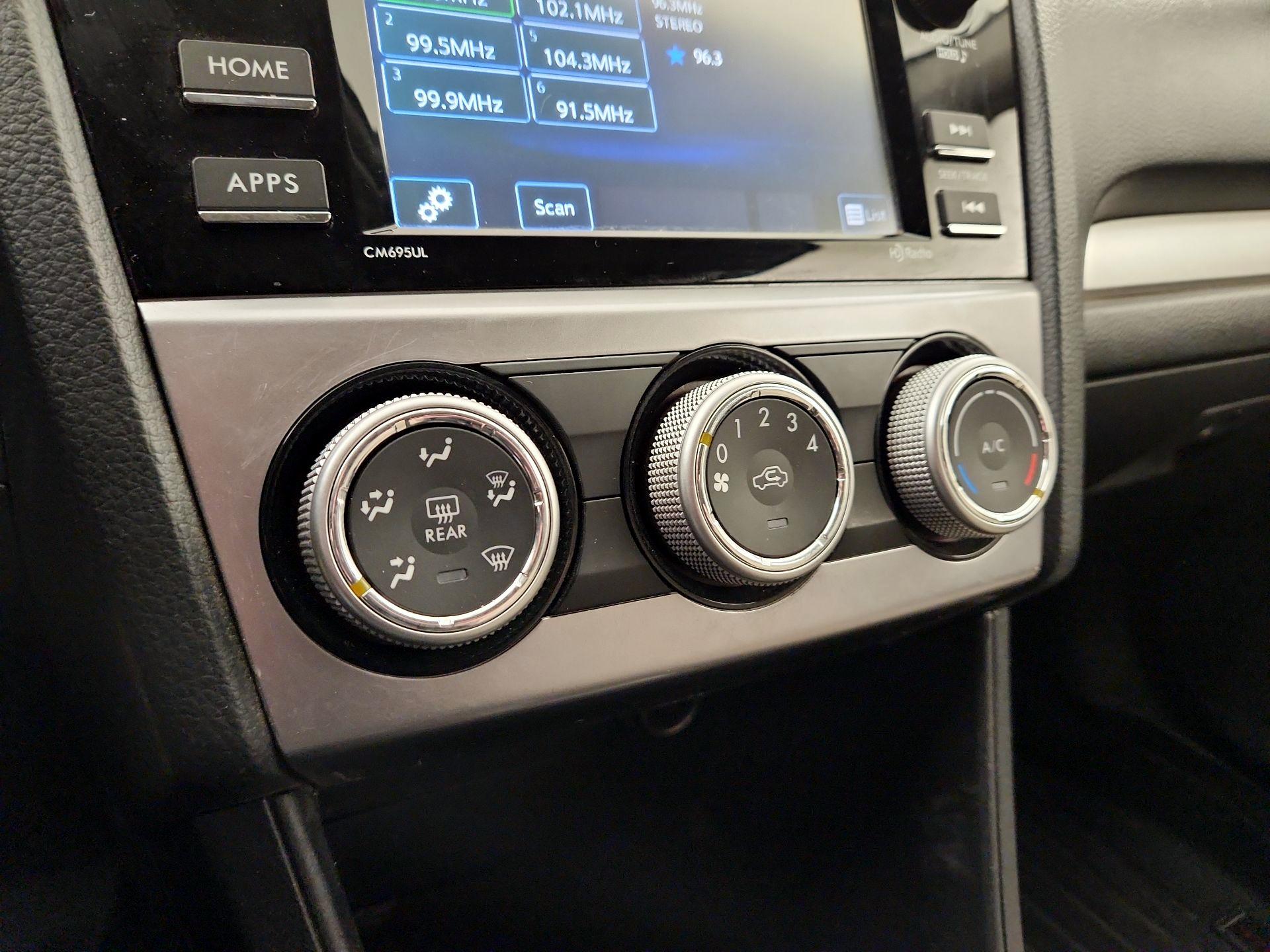 Thumbnail: 2017 Subaru Crosstrek - 15