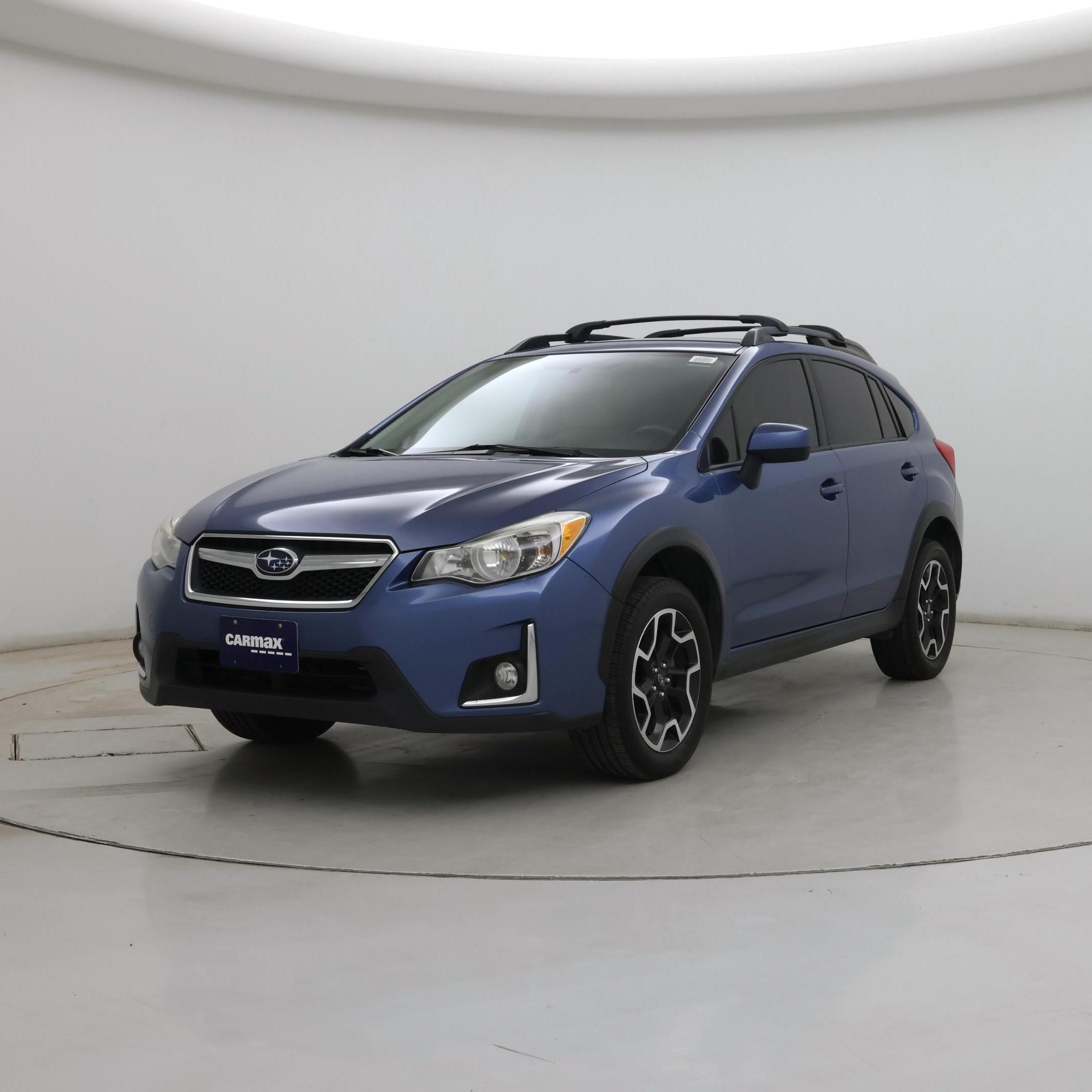 Thumbnail: 2017 Subaru Crosstrek - 4