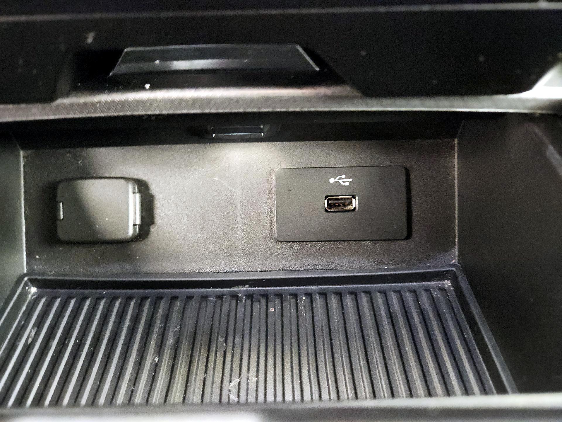 Thumbnail: 2016 Ford F-150 - 18