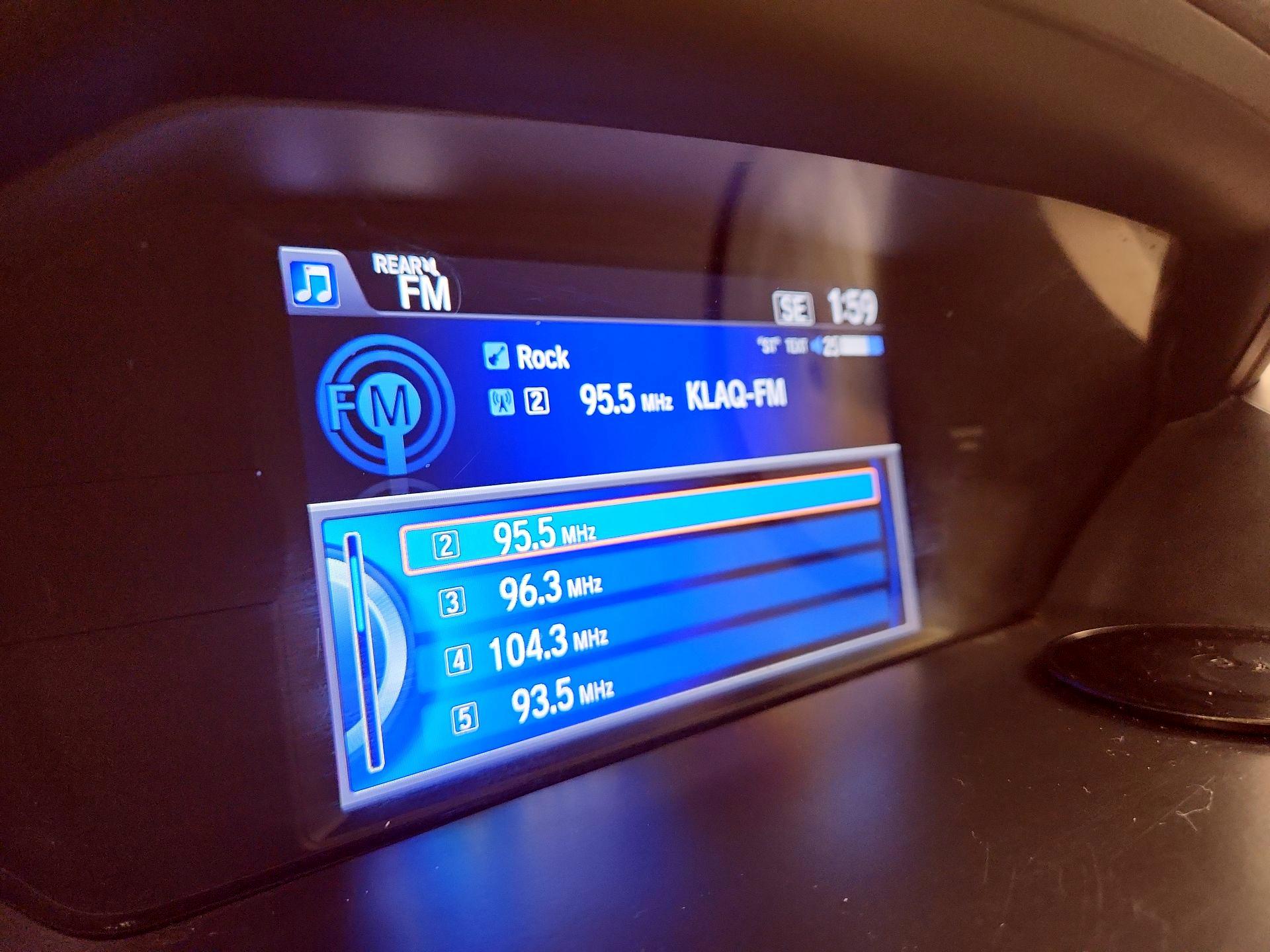 Thumbnail: 2017 Honda Odyssey - 15