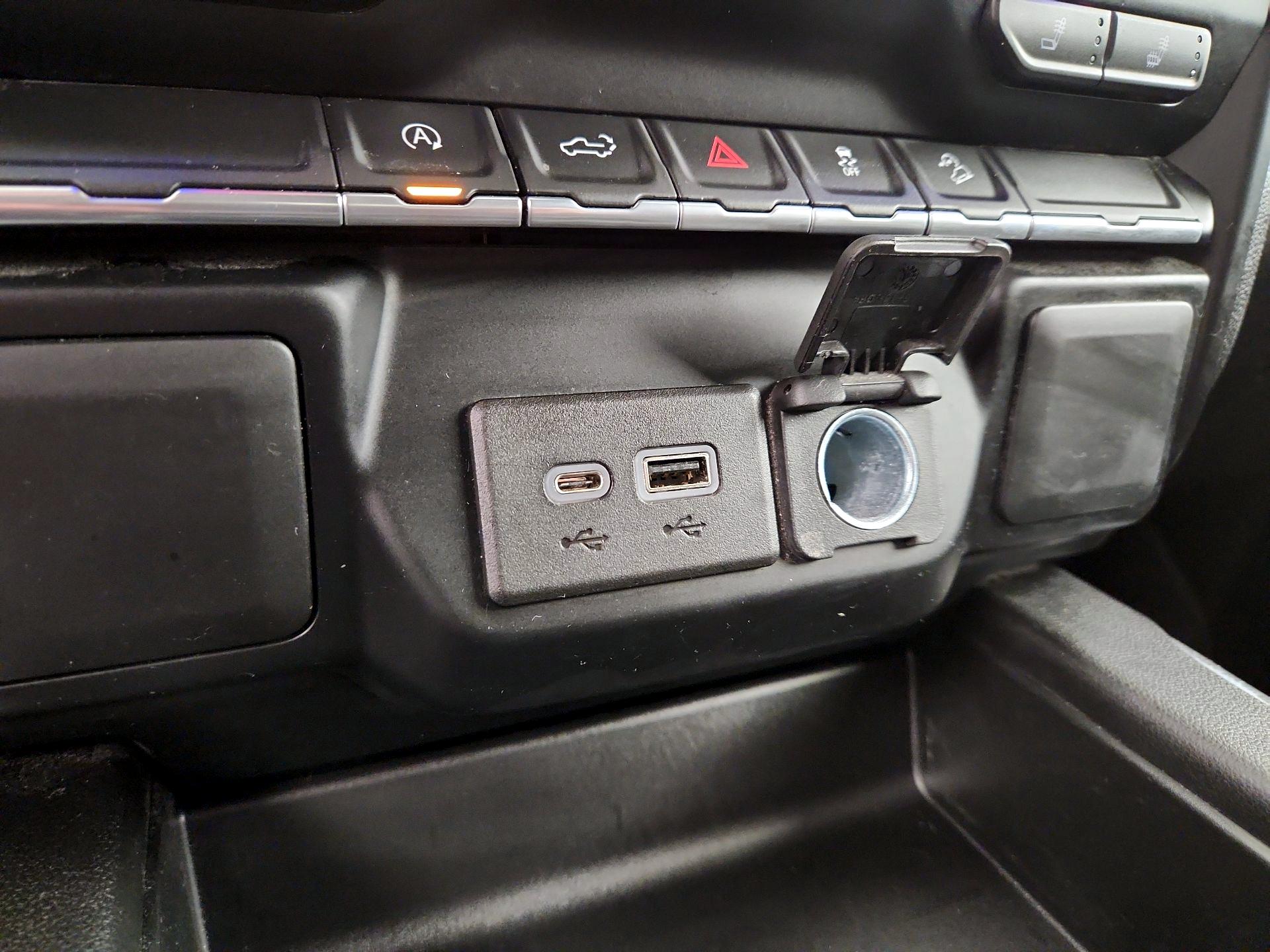 Thumbnail: 2022 Chevrolet Silverado 1500 - 18