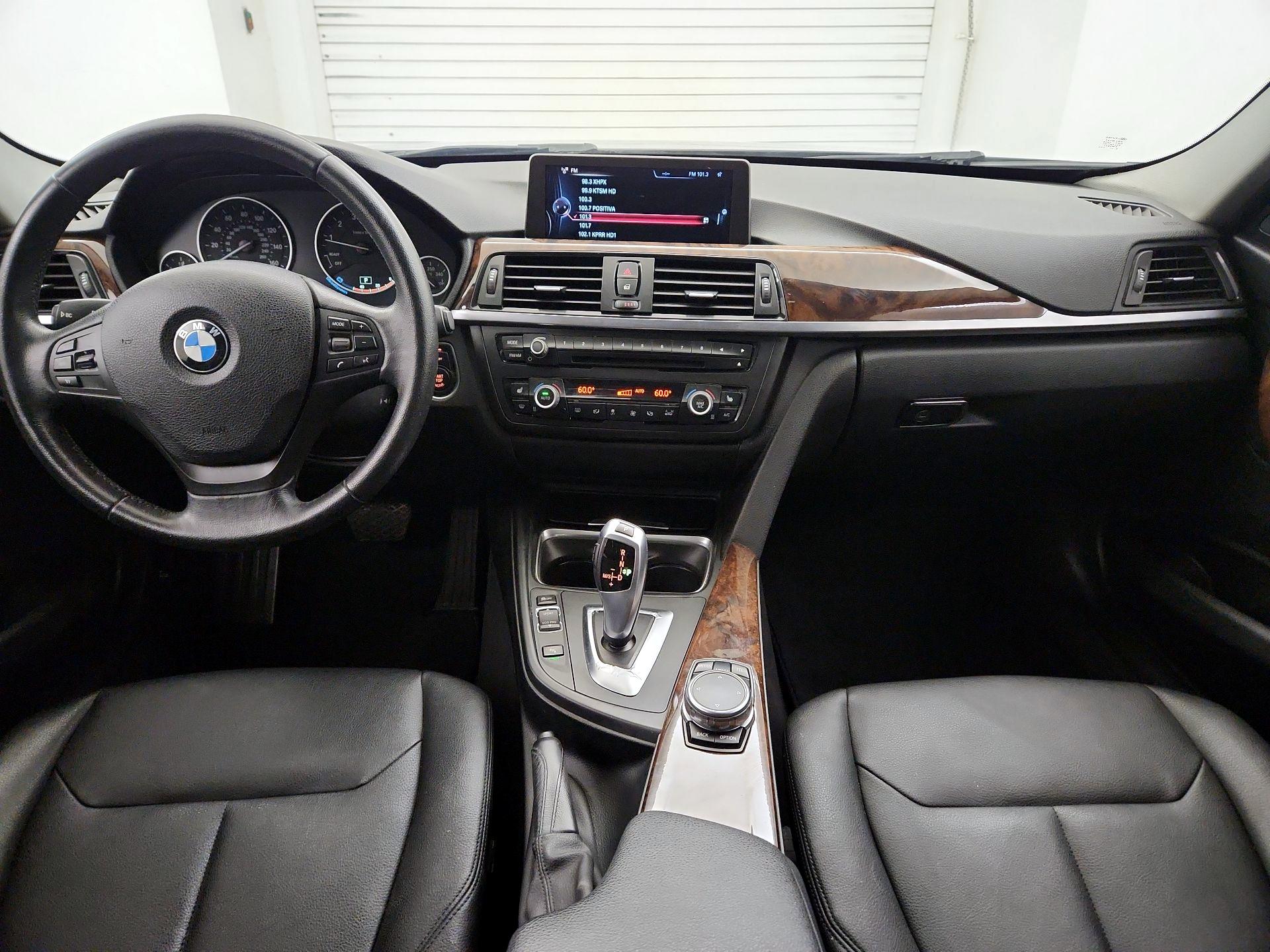 Thumbnail: 2015 BMW 3 Series - 9