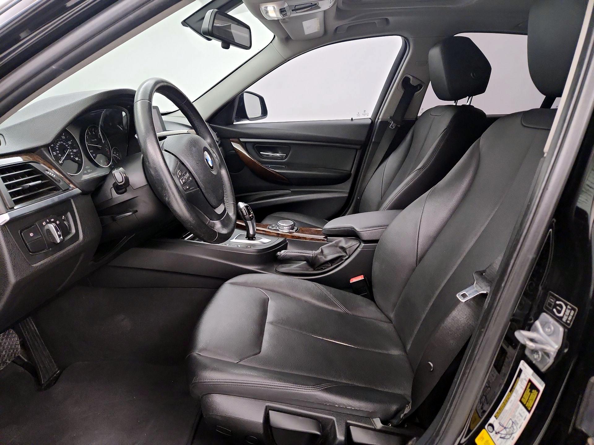 Thumbnail: 2015 BMW 3 Series - 11