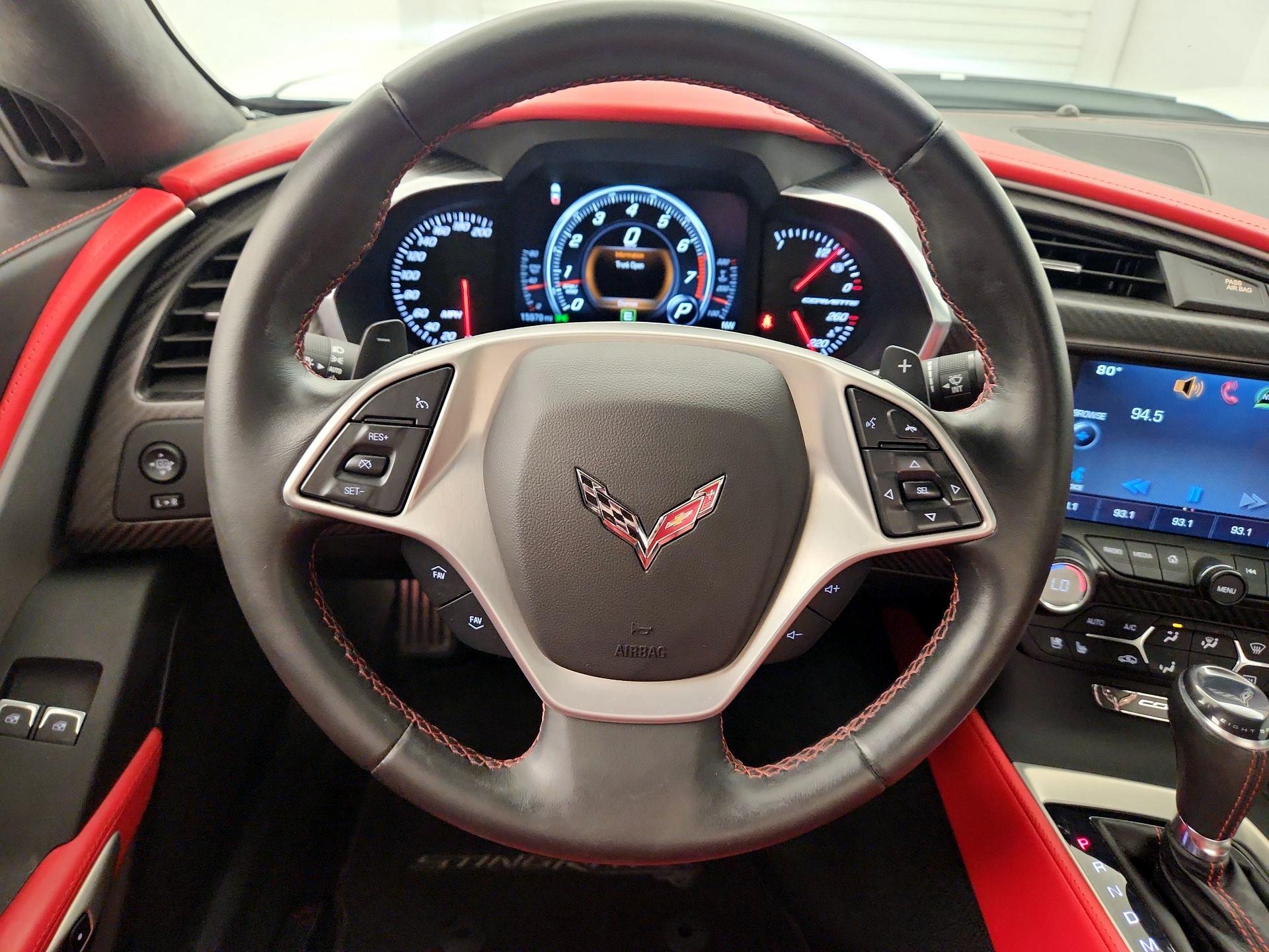 Thumbnail: 2015 Chevrolet Corvette - 10