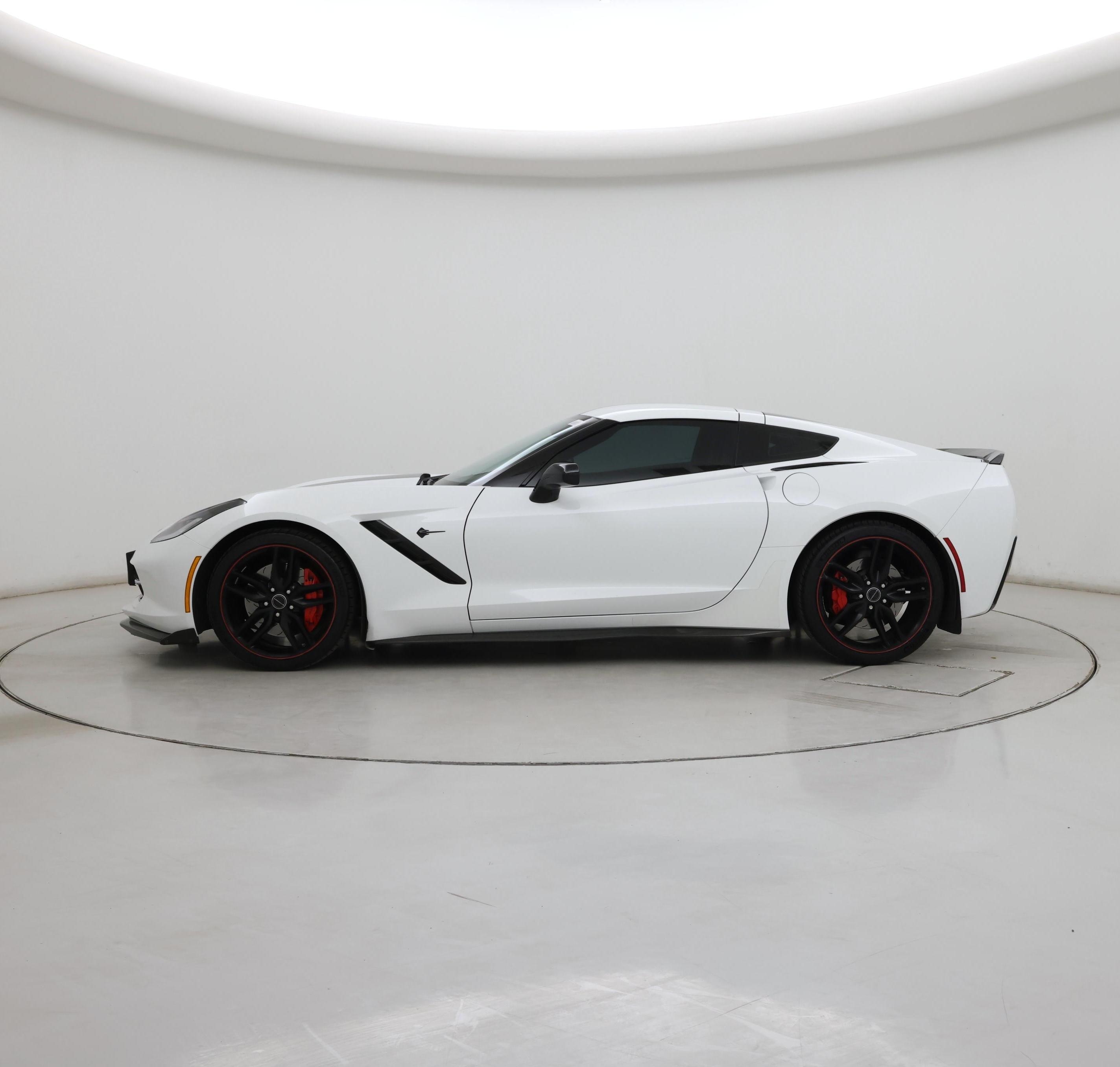 Thumbnail: 2015 Chevrolet Corvette - 3