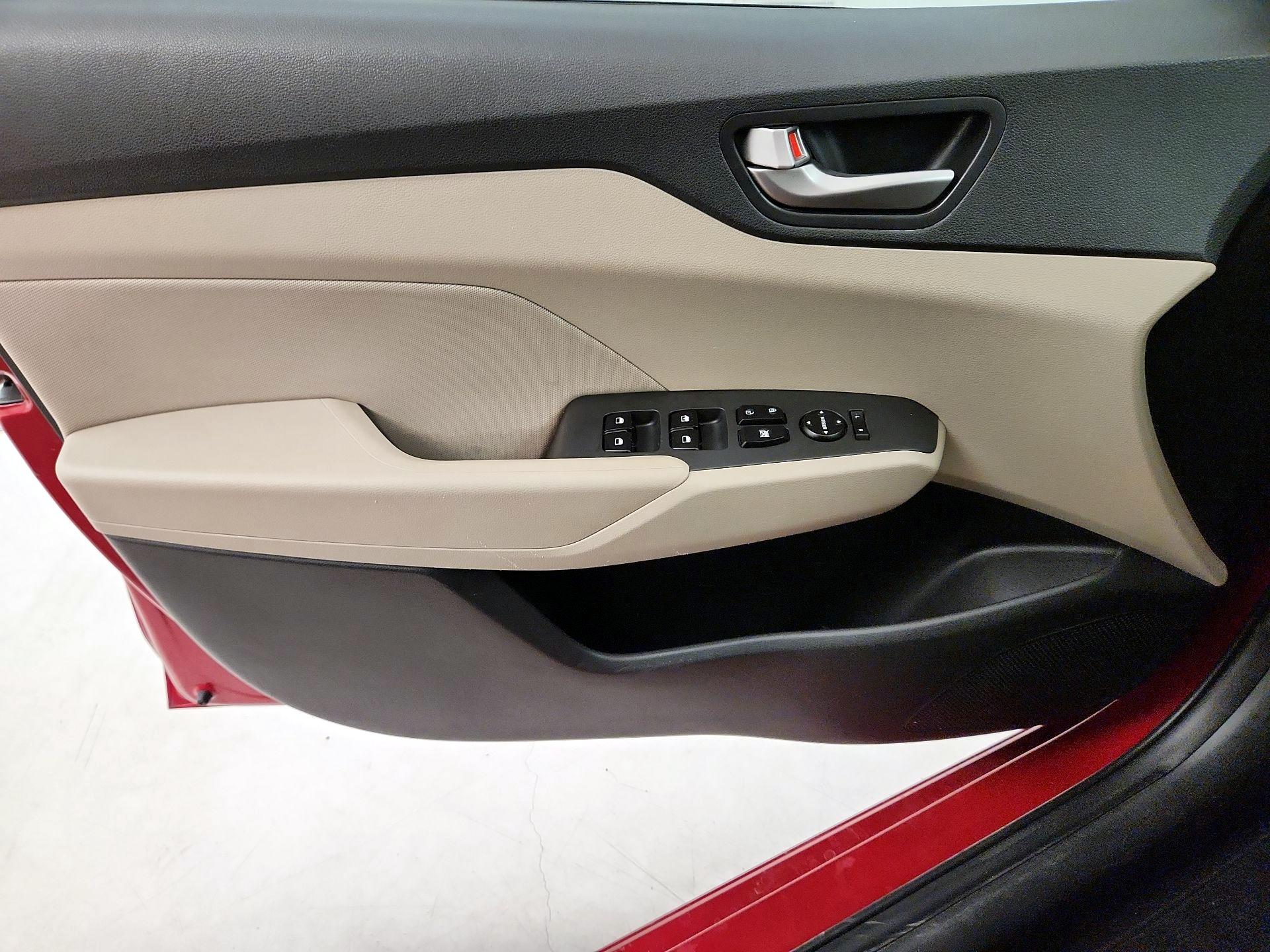 Thumbnail: 2019 Hyundai Accent - 12