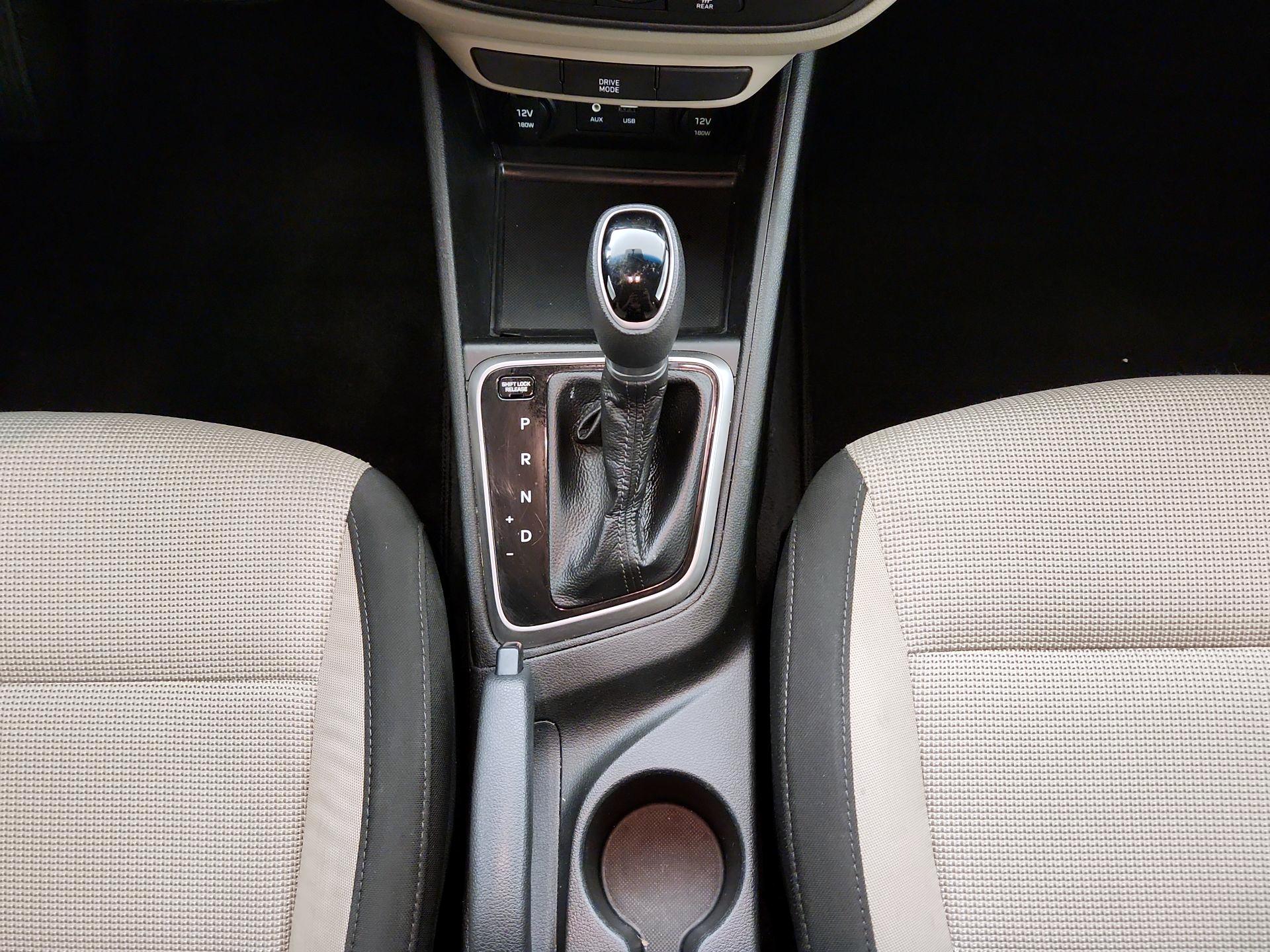 Thumbnail: 2019 Hyundai Accent - 17