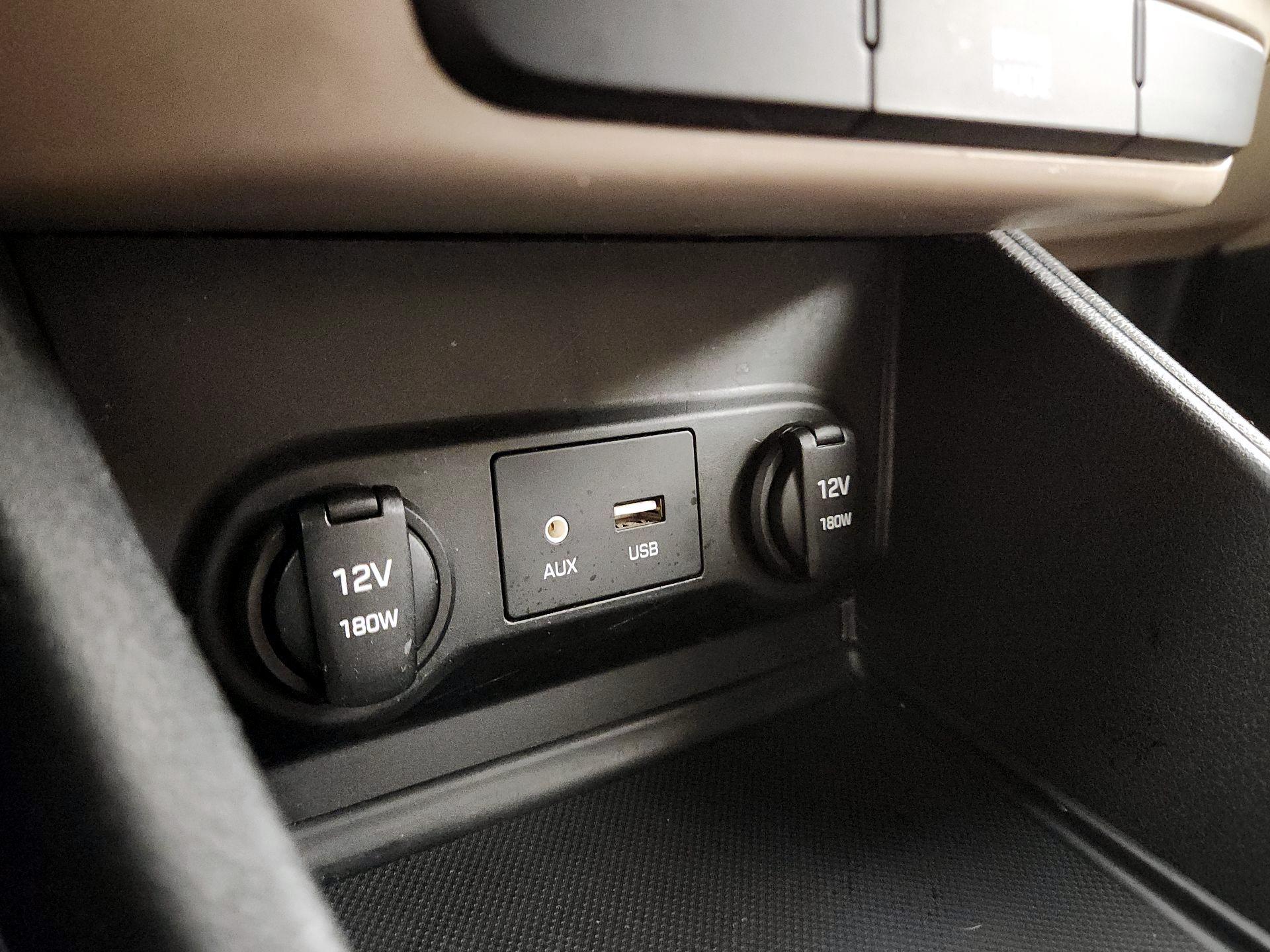 Thumbnail: 2019 Hyundai Accent - 18