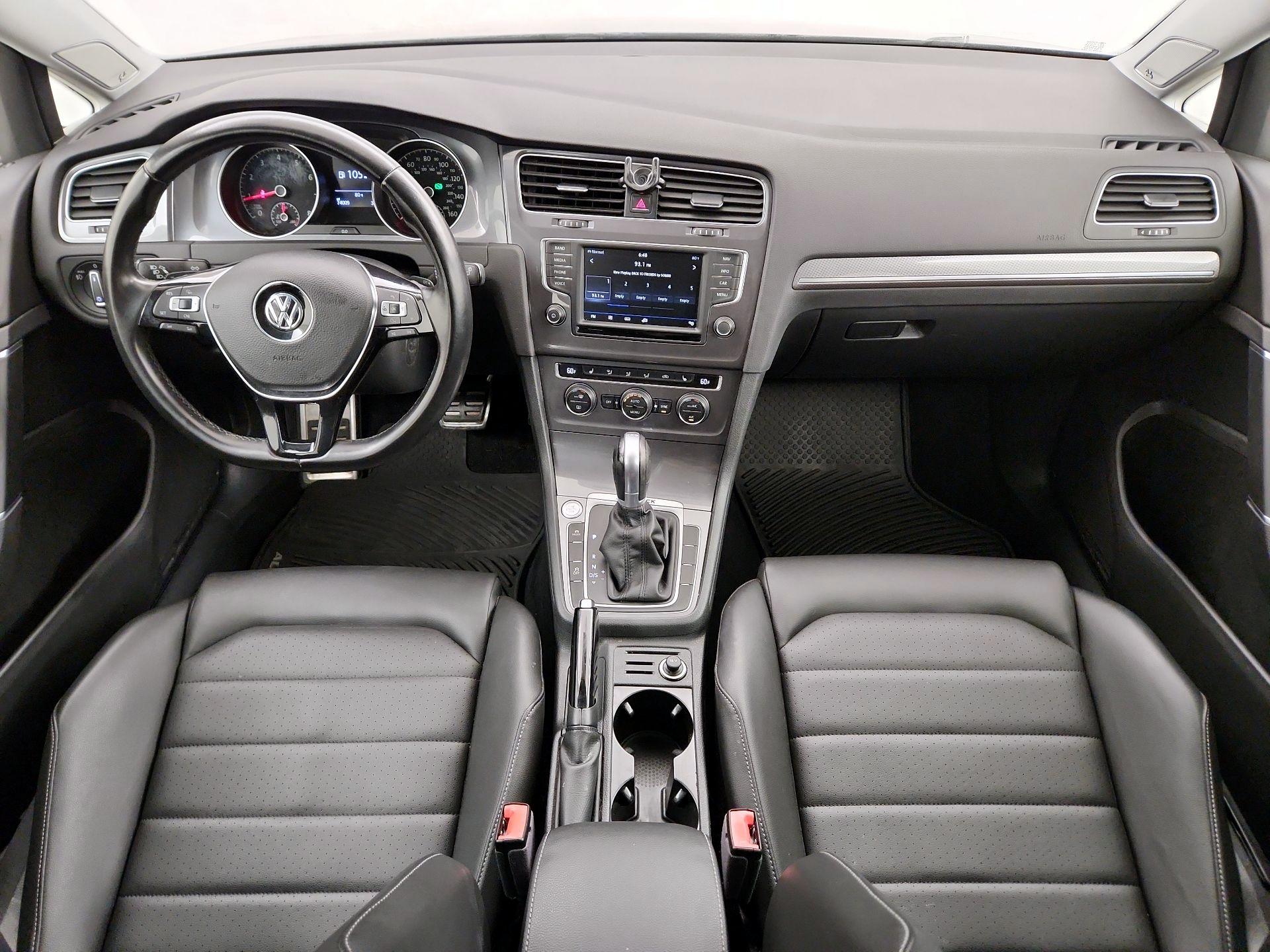 Thumbnail: 2017 Volkswagen Golf - 9