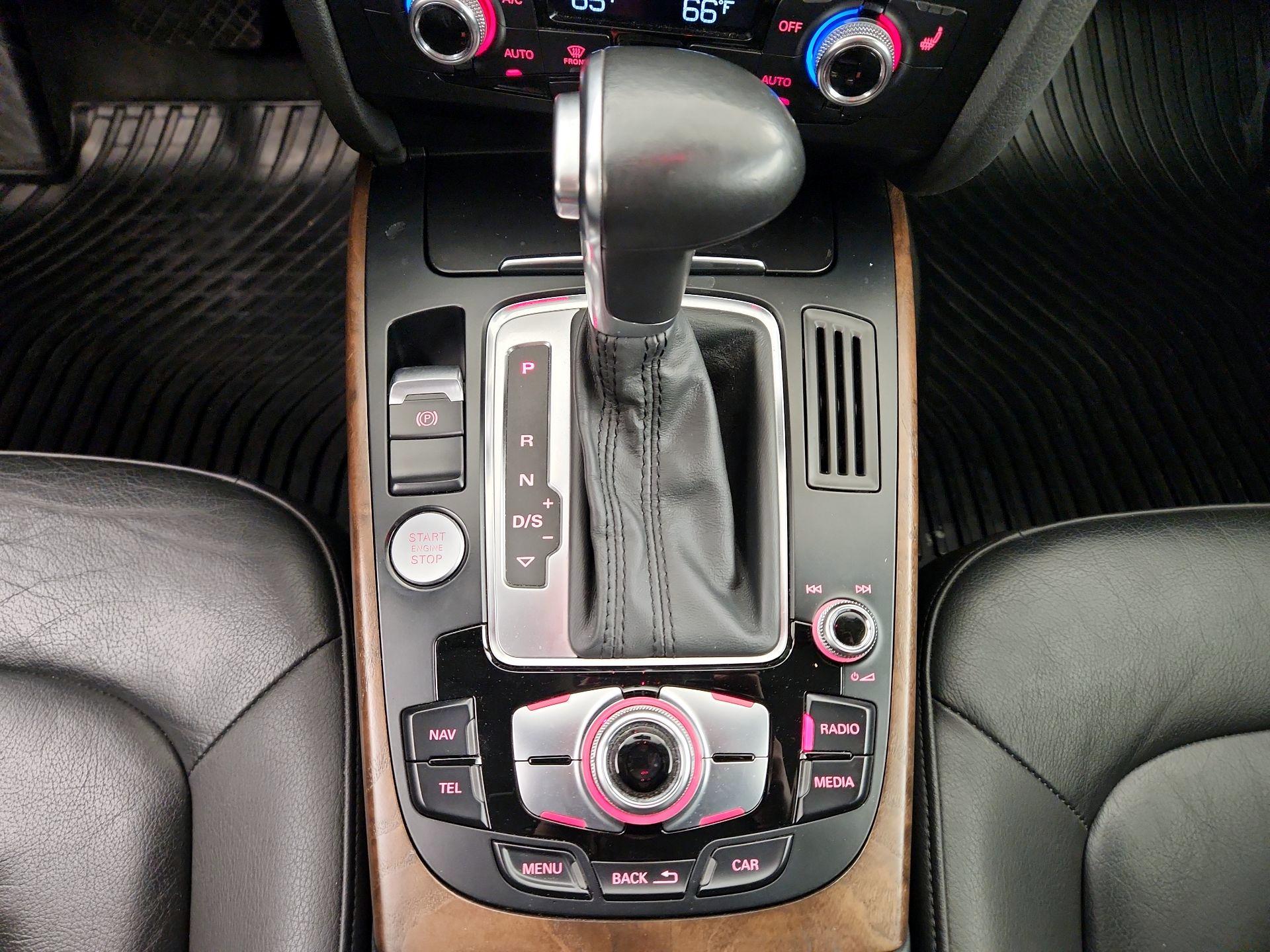 Thumbnail: 2015 Audi A4 - 17